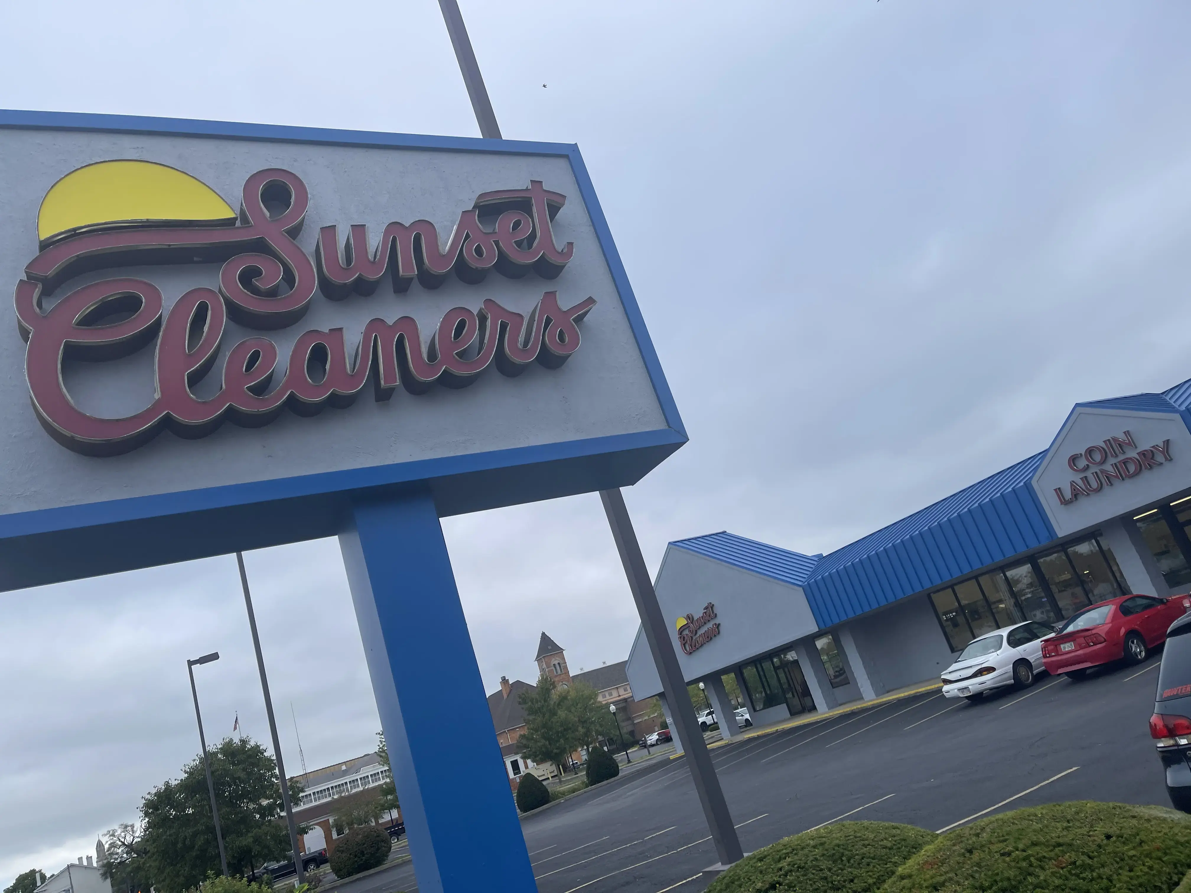 Sunset Cleaners thumbnail 9