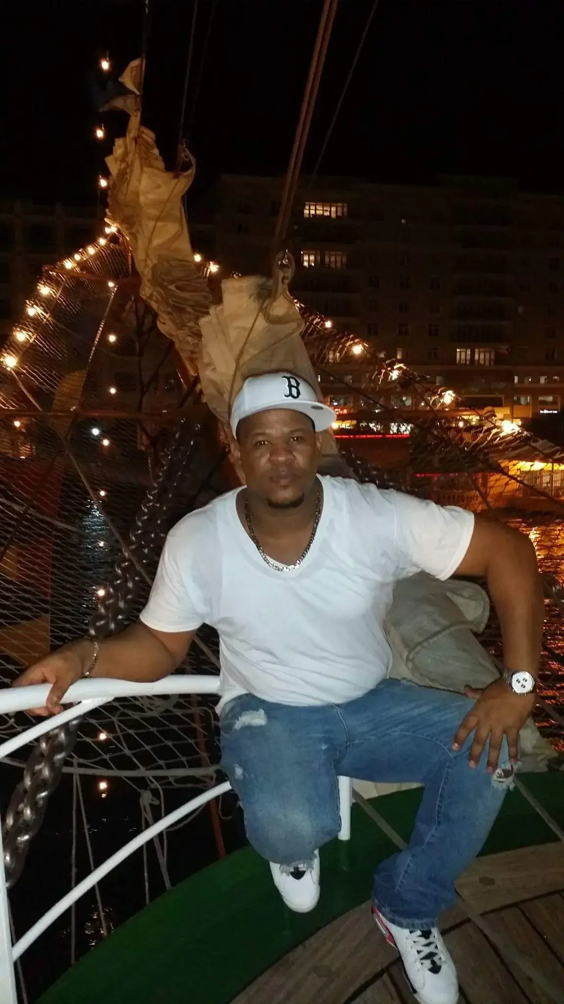 Sunset Laundry thumbnail 14