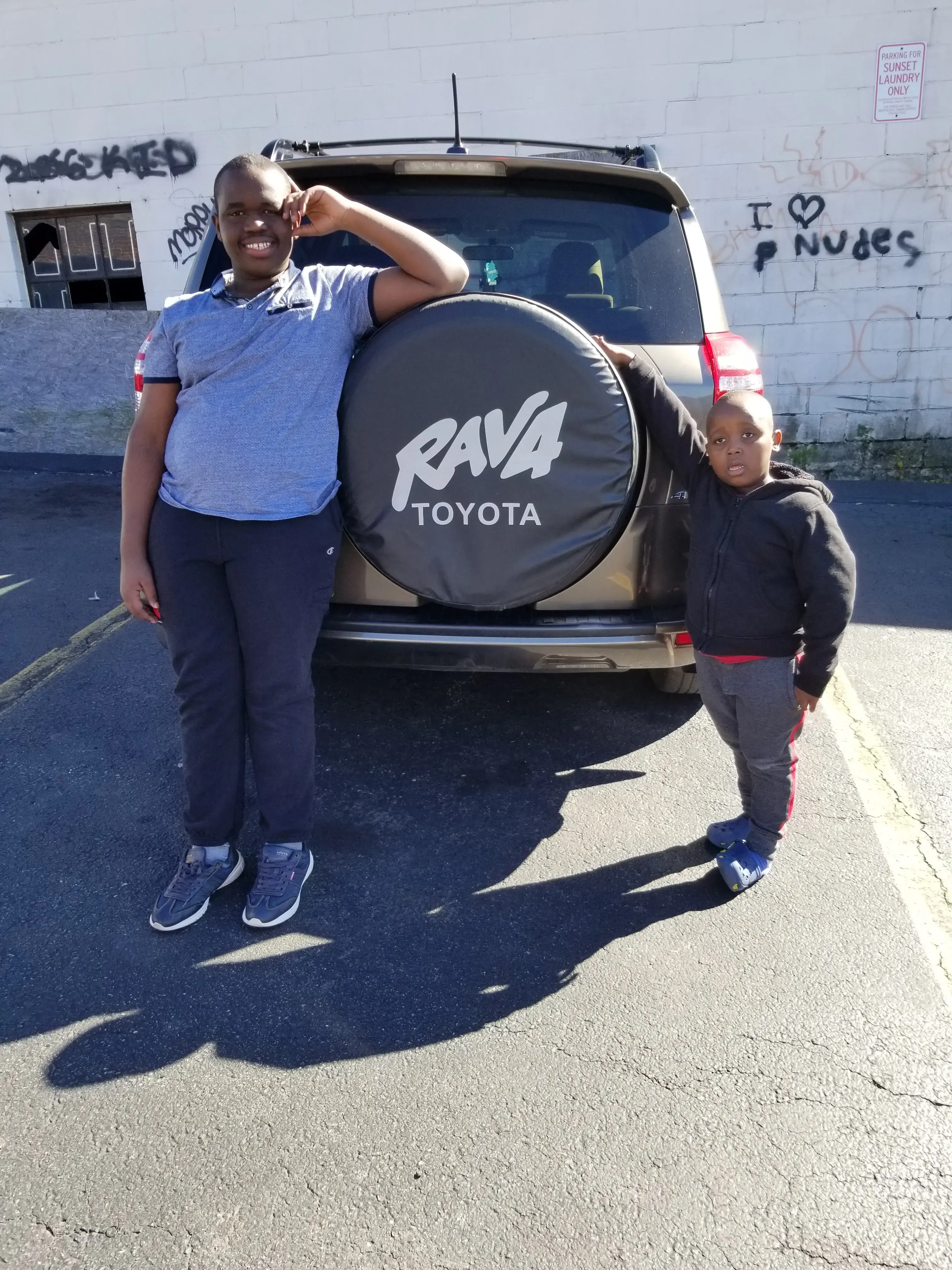 Sunset Laundry - Image 16