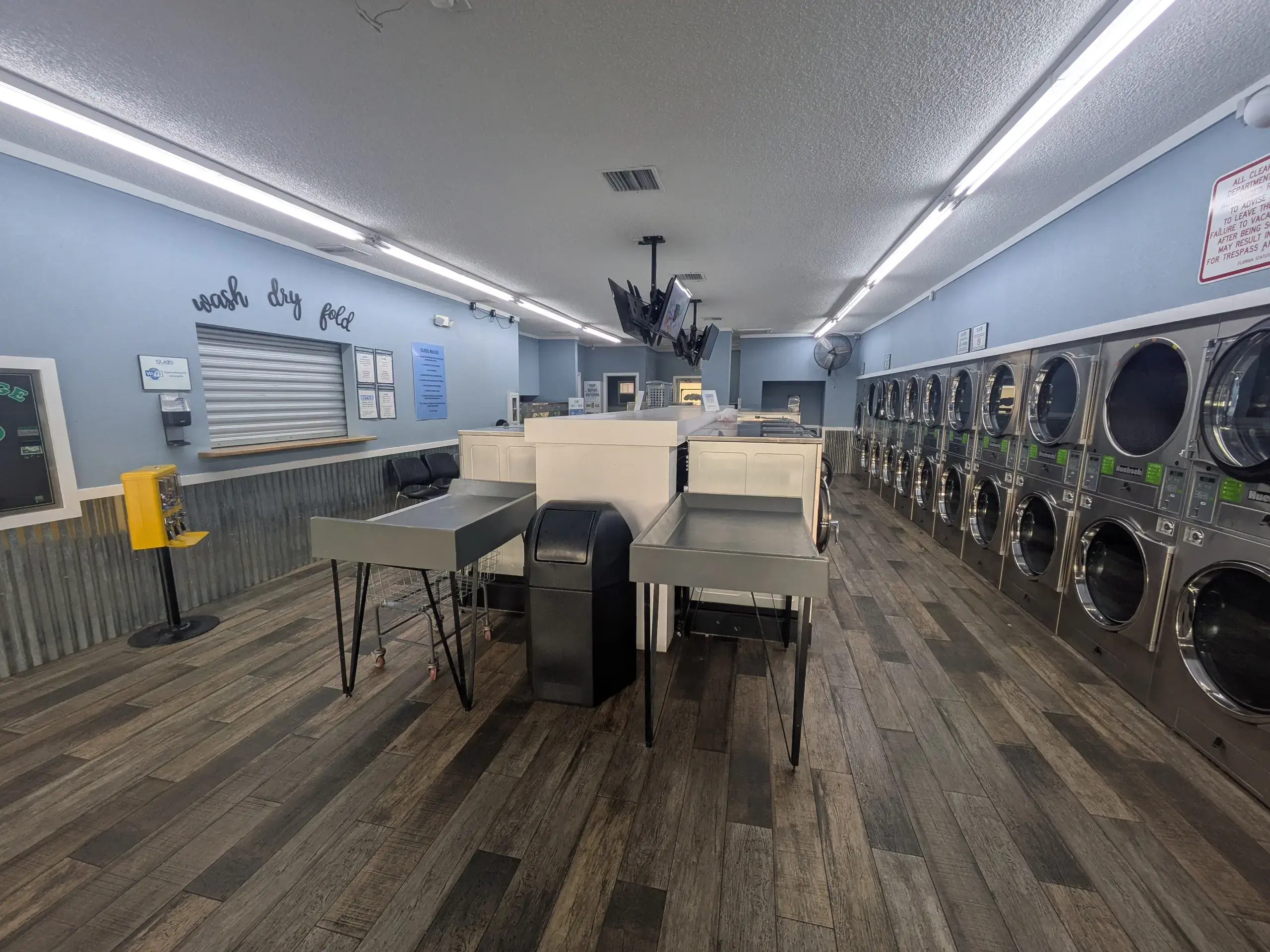 Sunset Pointe Laundromats - Image 4