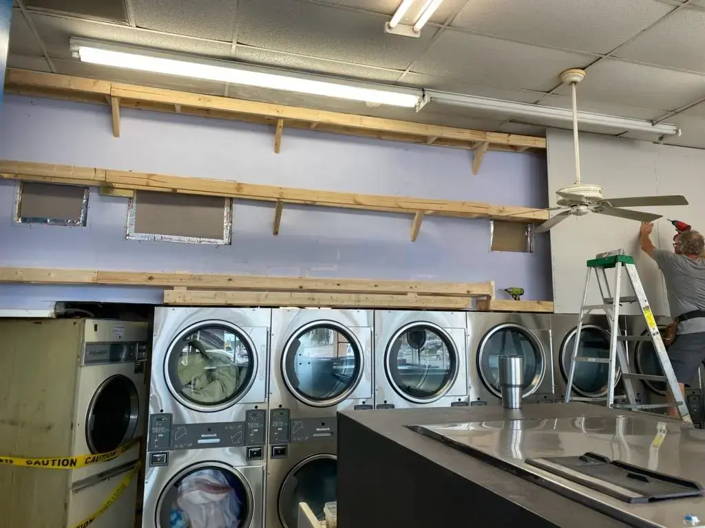 Sunset Pointe Laundromats - Image 7
