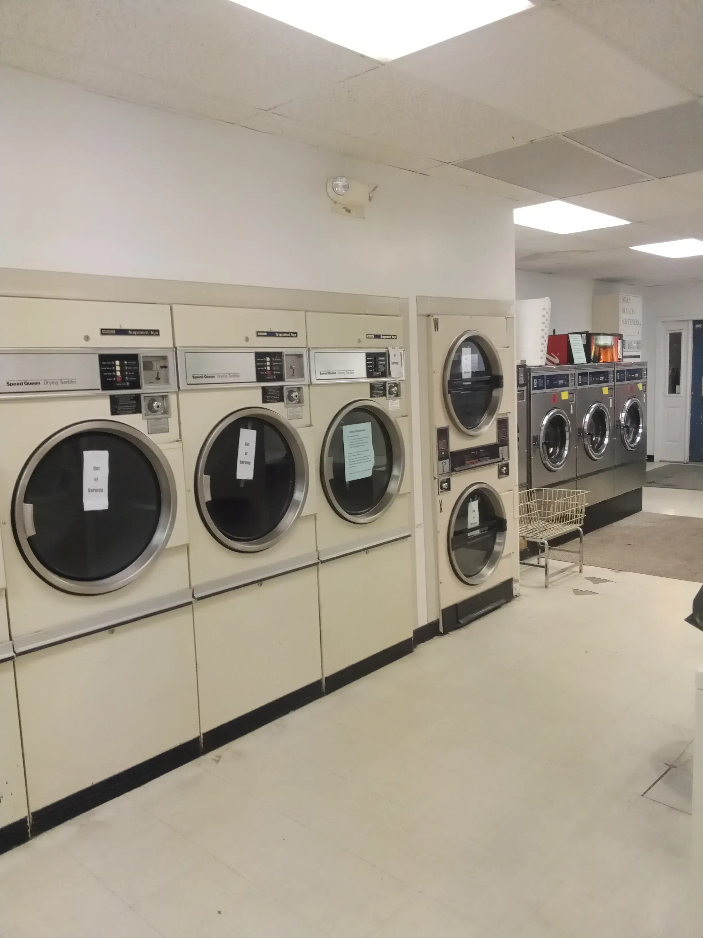 Sunset West Laundry - Image 2