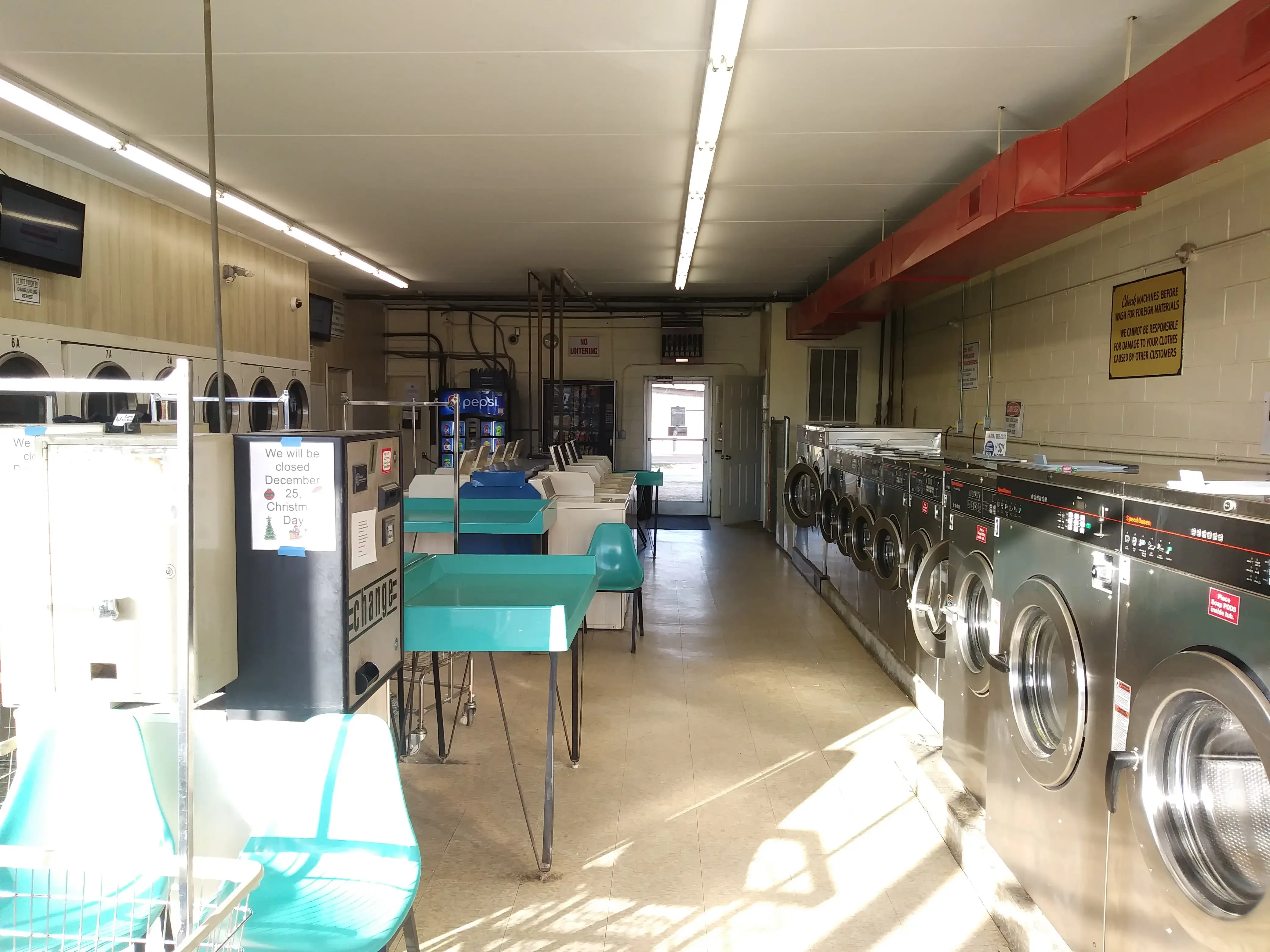Sunshine Center Coin Laundry - Image 1