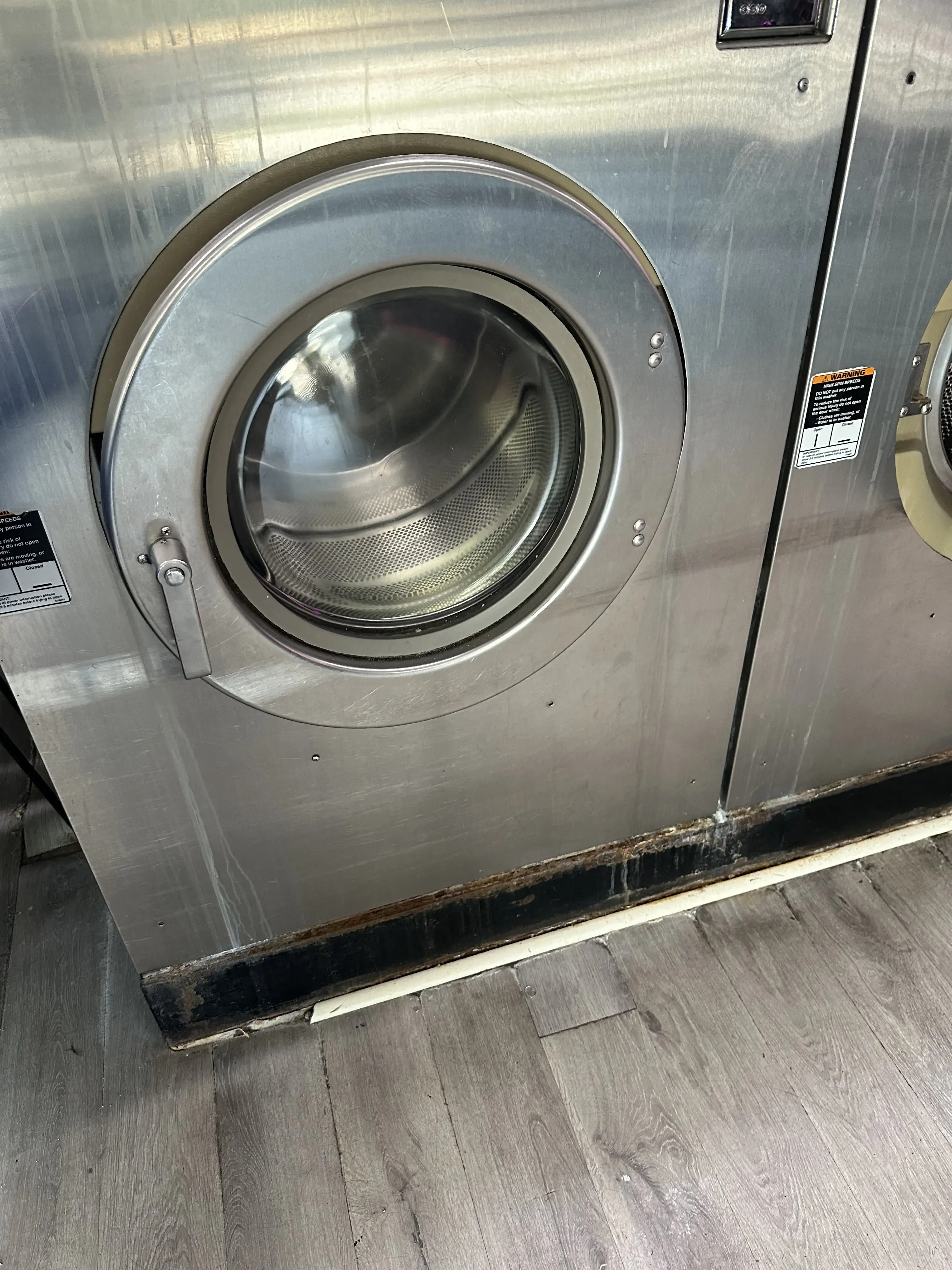 Sunshine Coin Laundry - Image 7