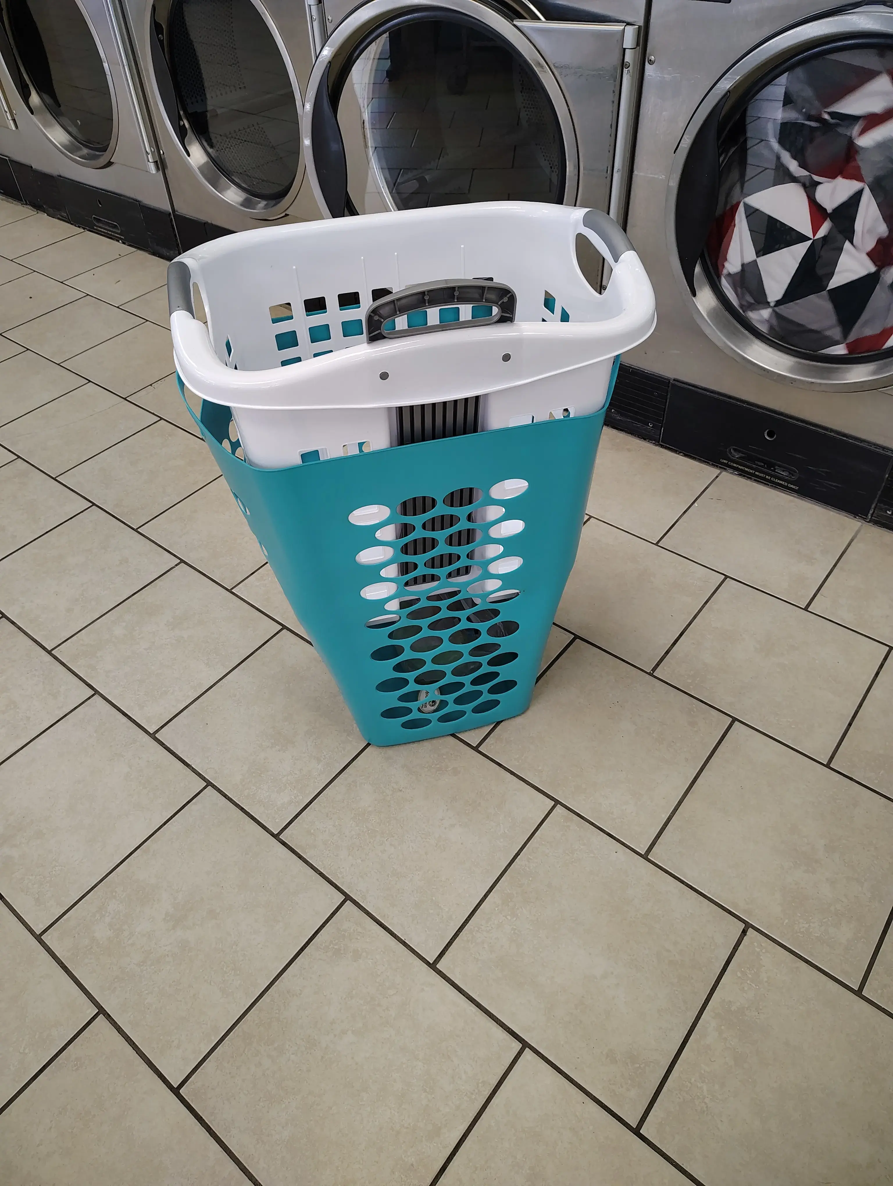 Sunshine Coin Laundry thumbnail 10