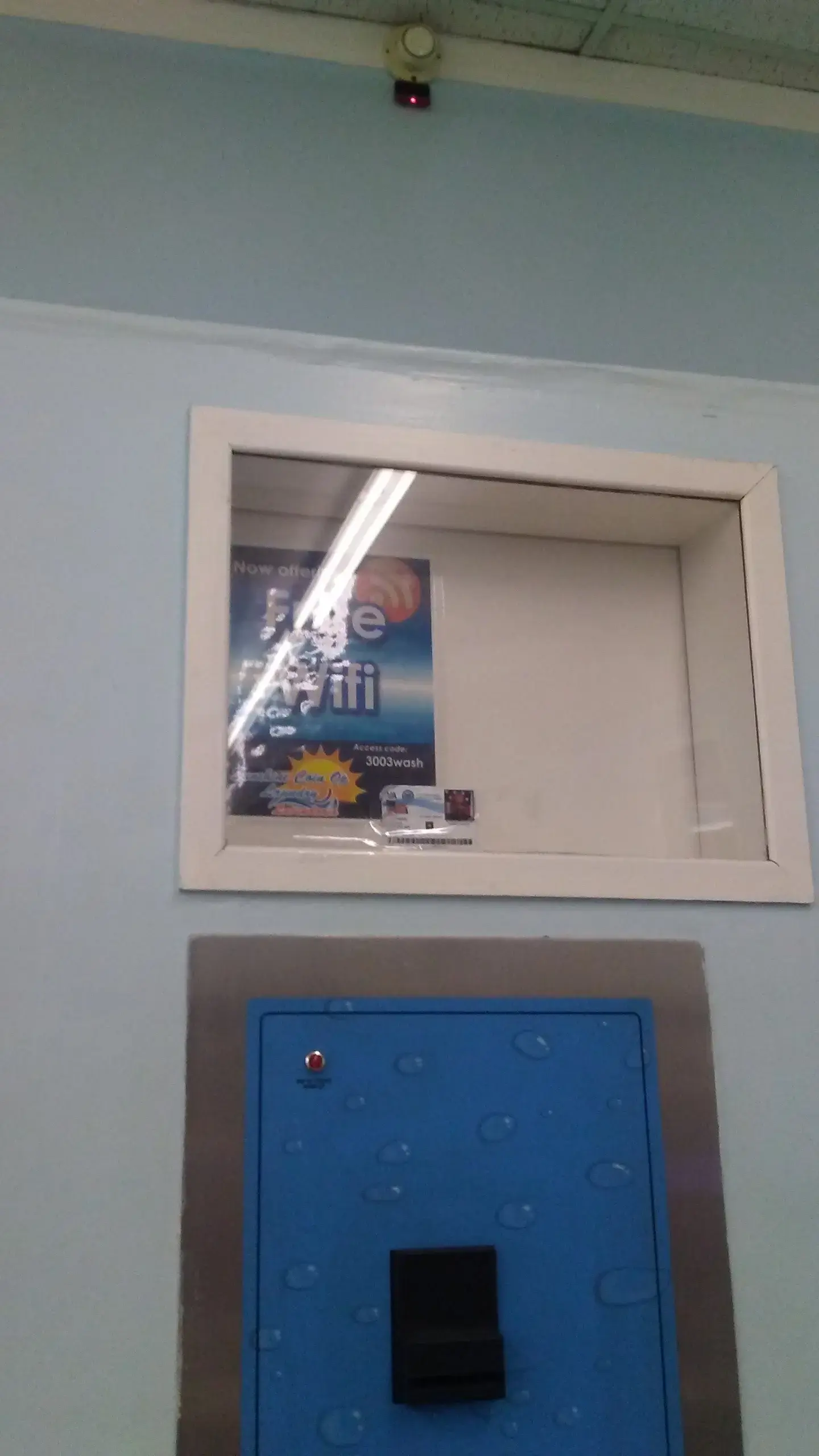 Sunshine Coin-Op Laundry Lavandería thumbnail 13