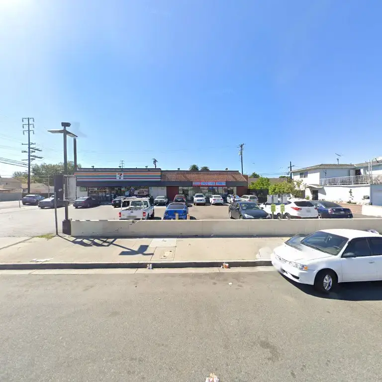 Sunshine Coin-Op Laundry Lavandería thumbnail 16