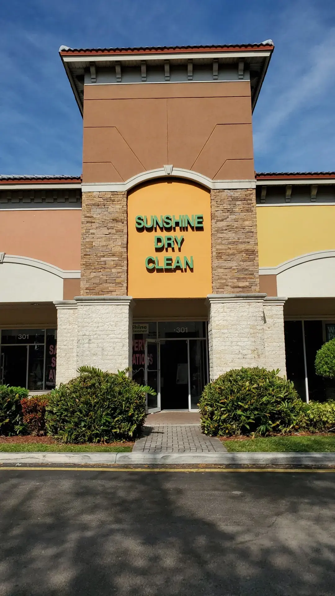 Sunshine Dry Clean thumbnail 3