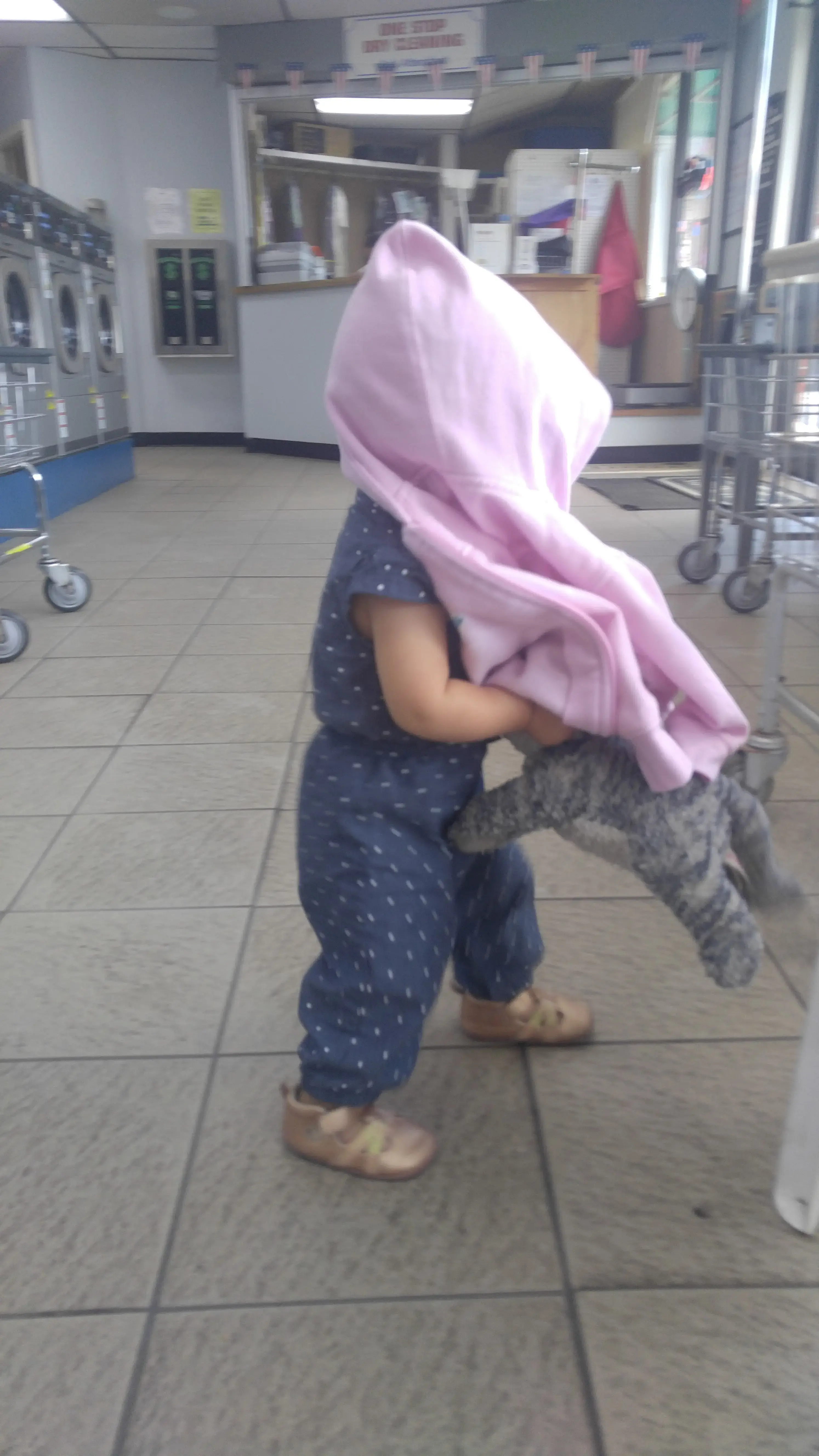 Sunshine Express Laundry Center - Image 13