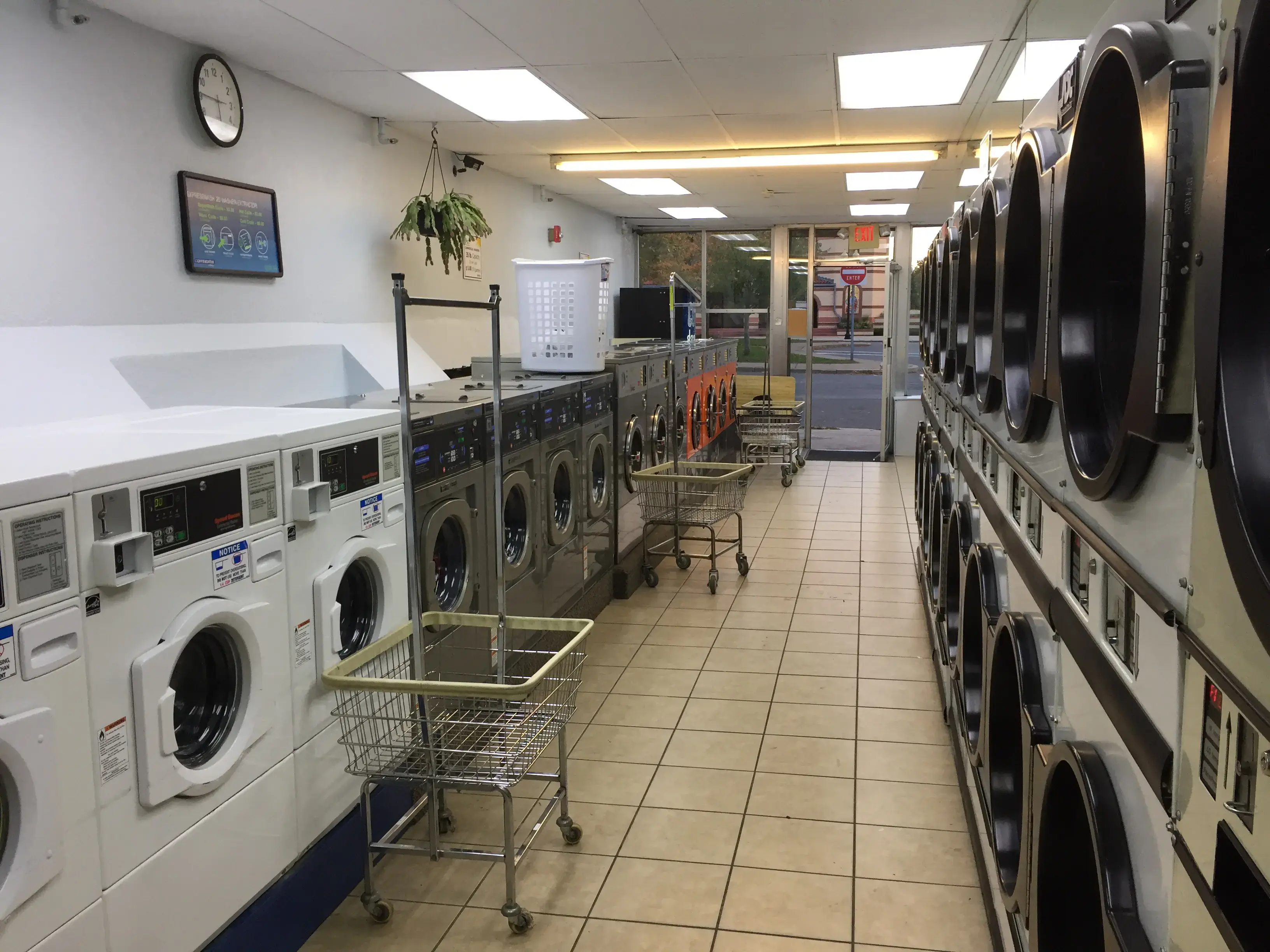 Sunshine Express Laundry Center - Image 10
