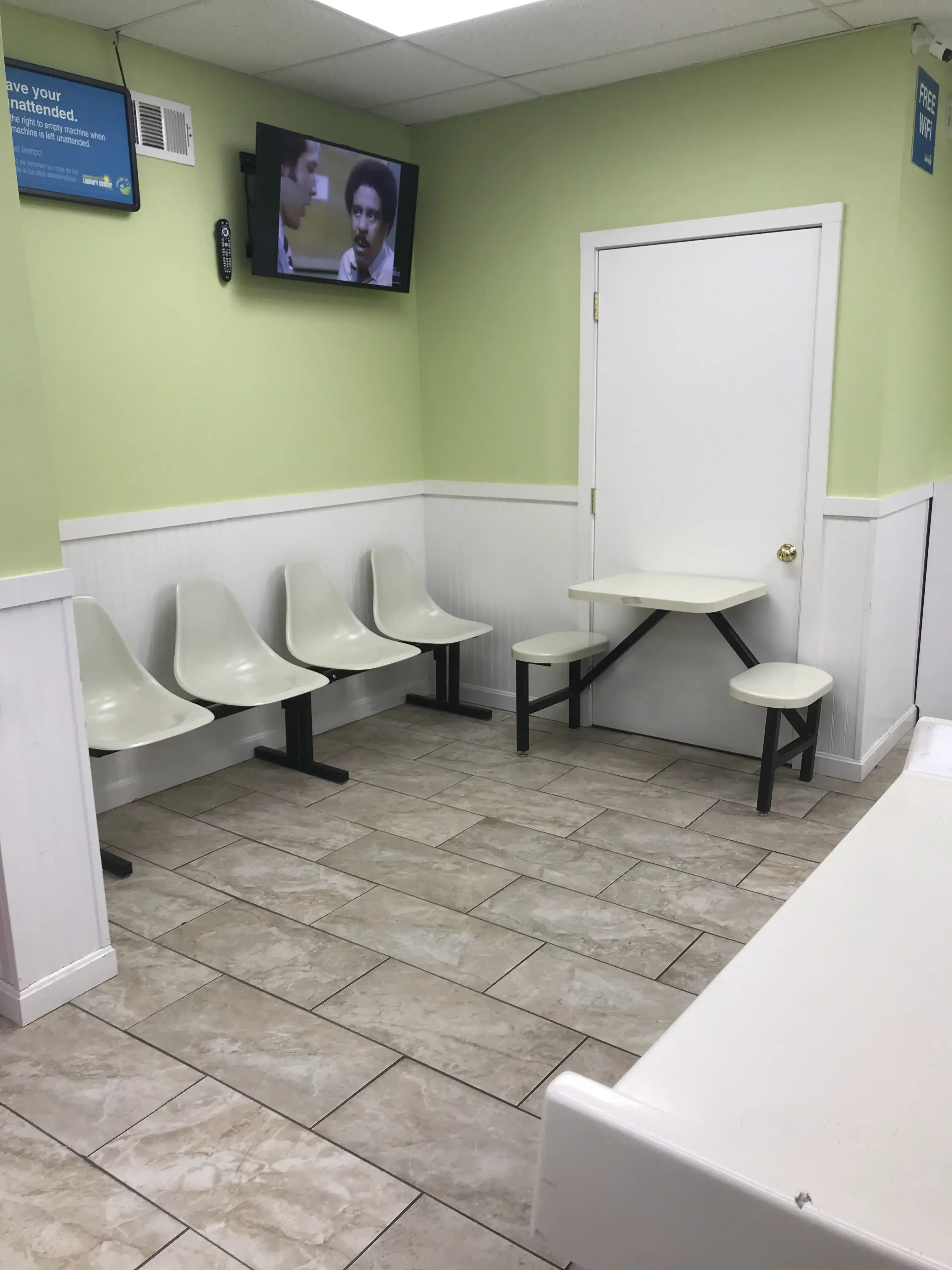 Sunshine Express Laundry Center thumbnail 5