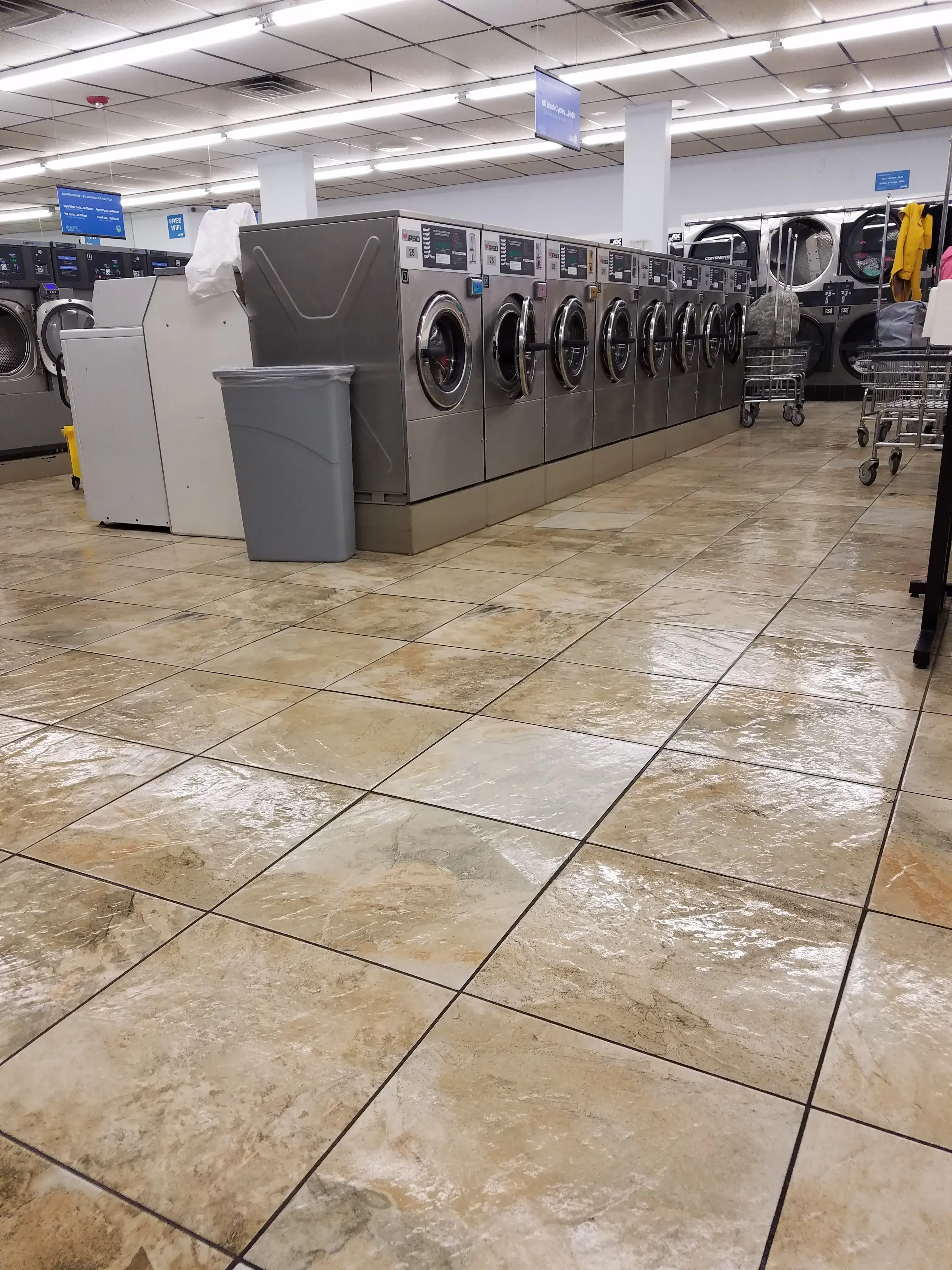 Sunshine Express Laundry Center - Image 10