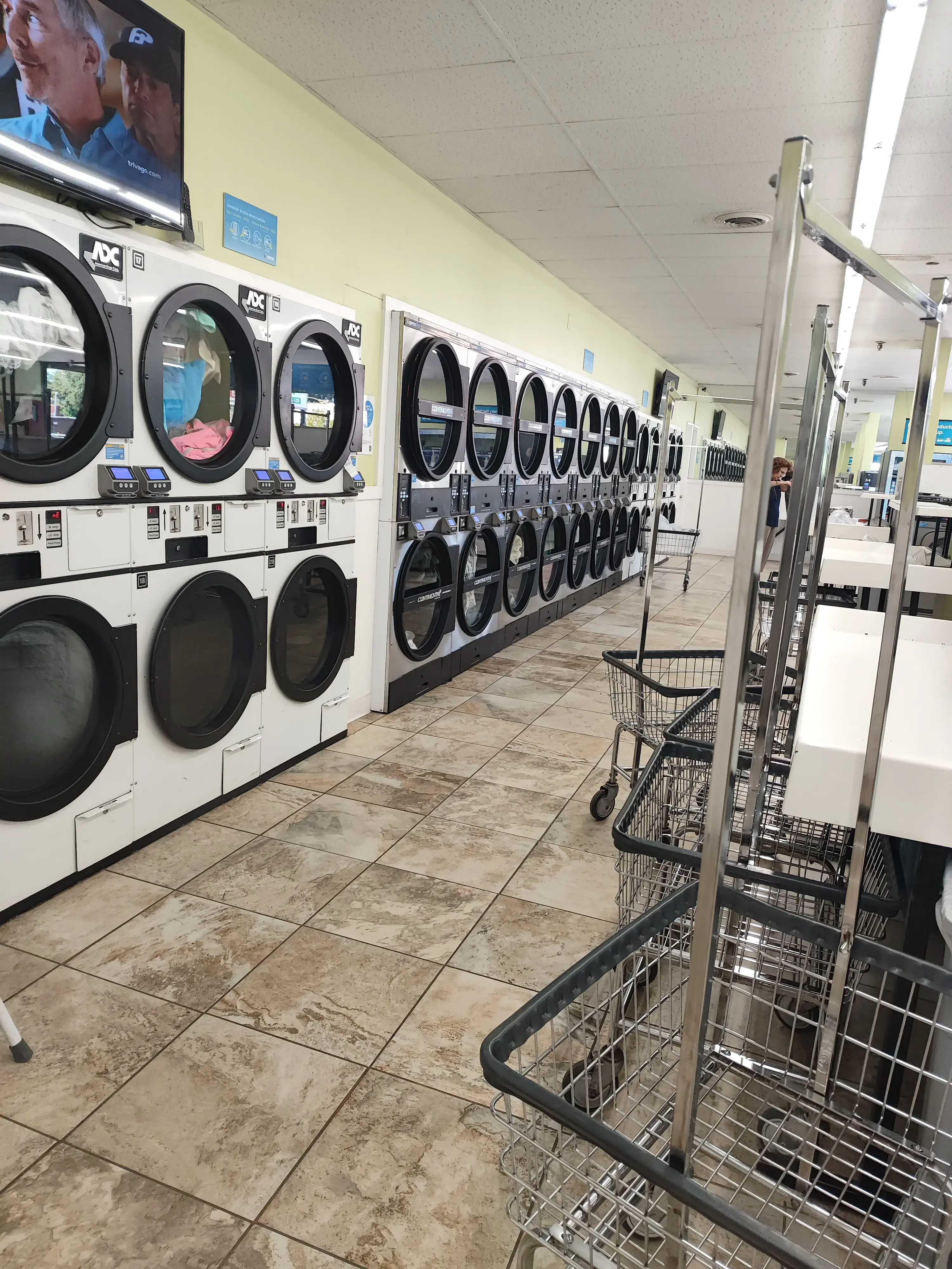 Sunshine Express Laundry Center thumbnail 2