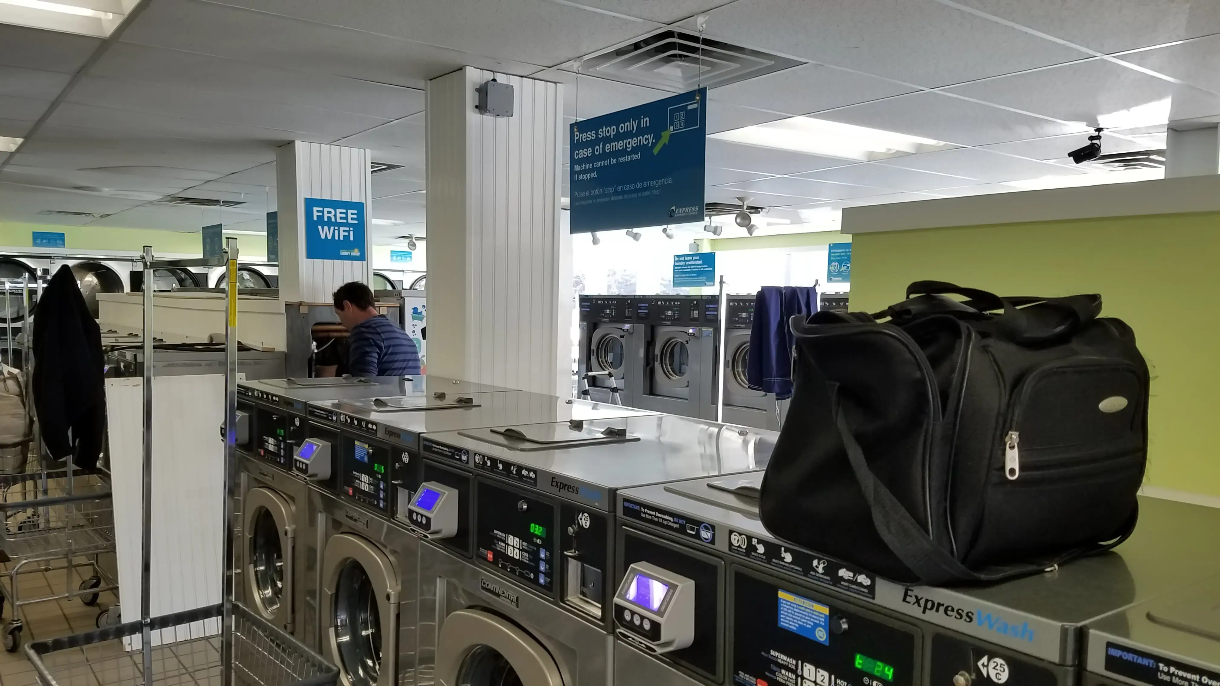 Sunshine Express Laundry Center thumbnail 8