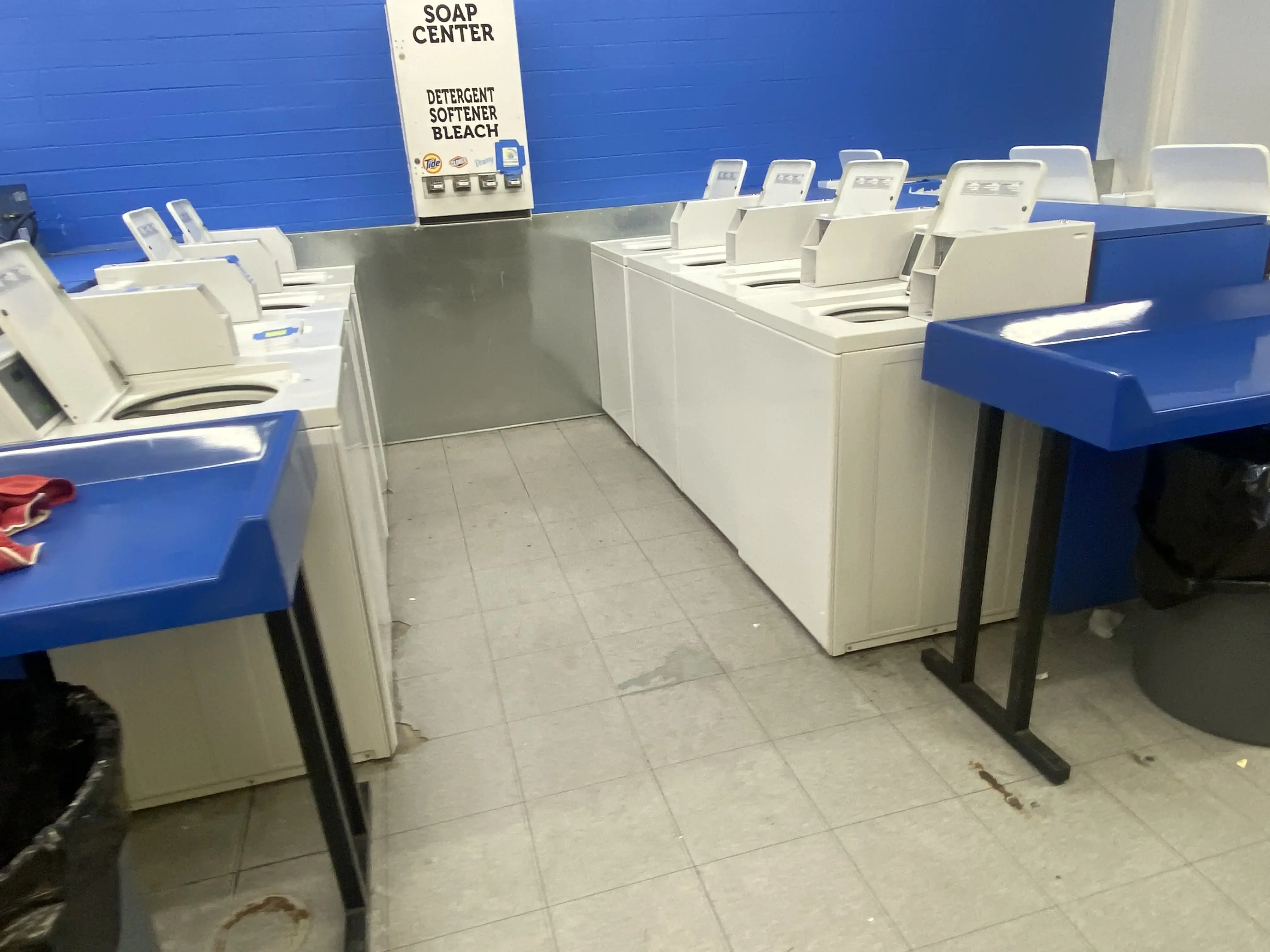 Sunshine Laundromat - Image 3