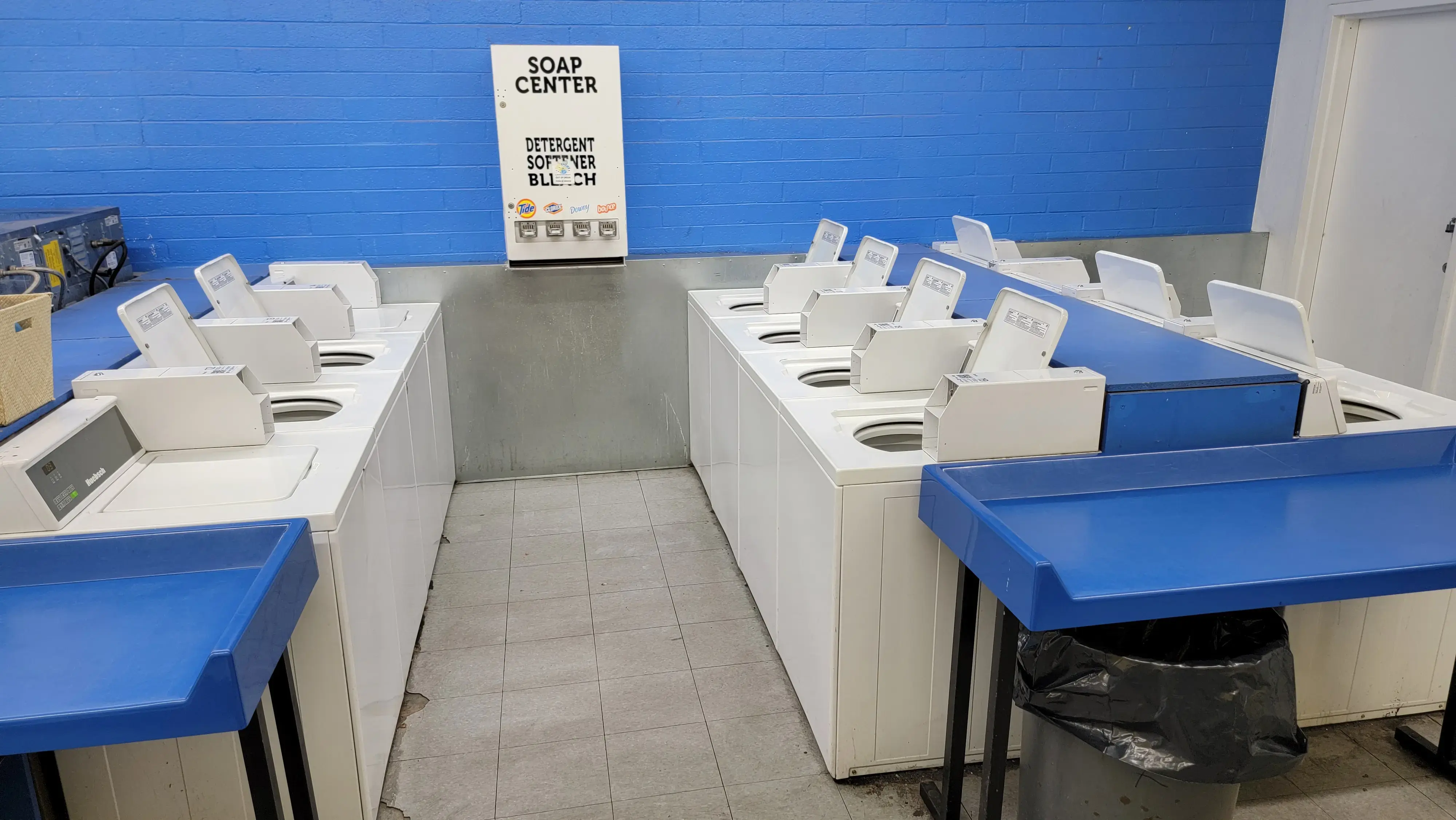 Sunshine Laundromat - Image 14