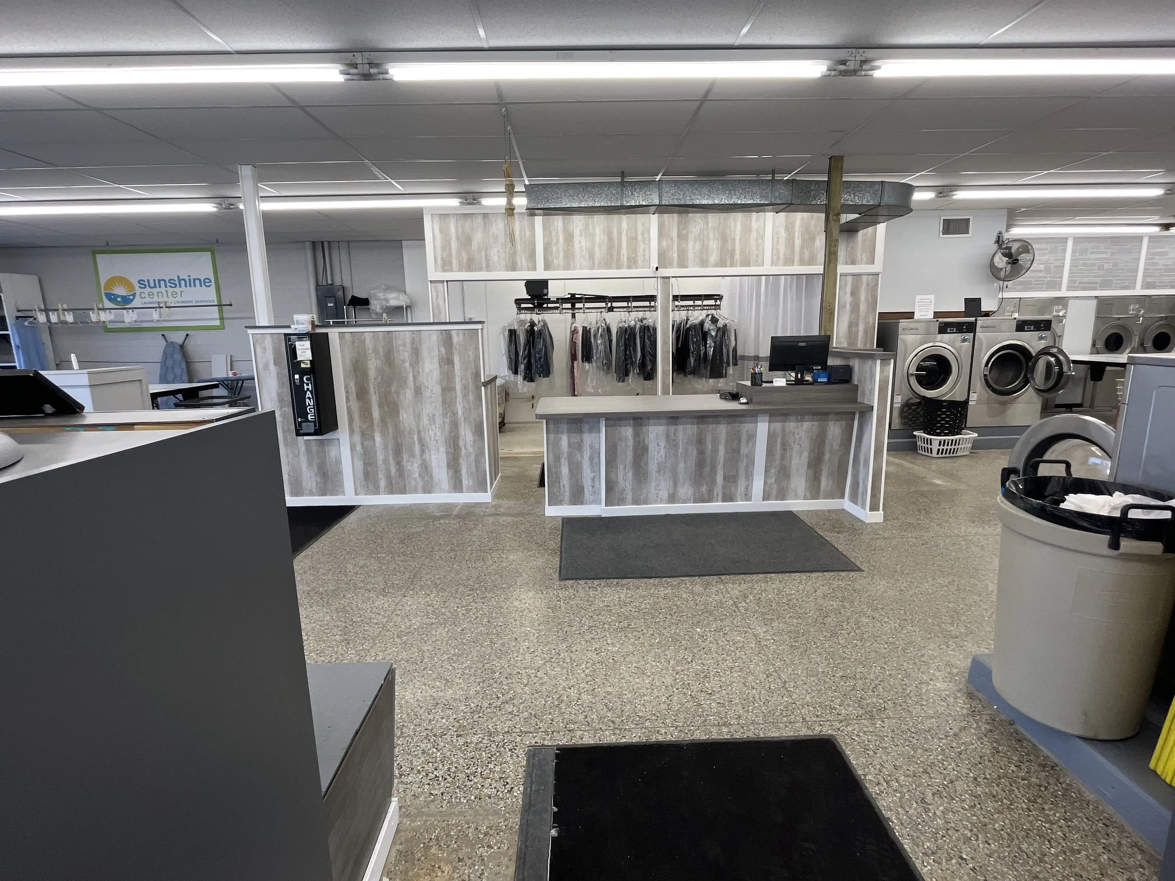 Sunshine Laundromat thumbnail 5