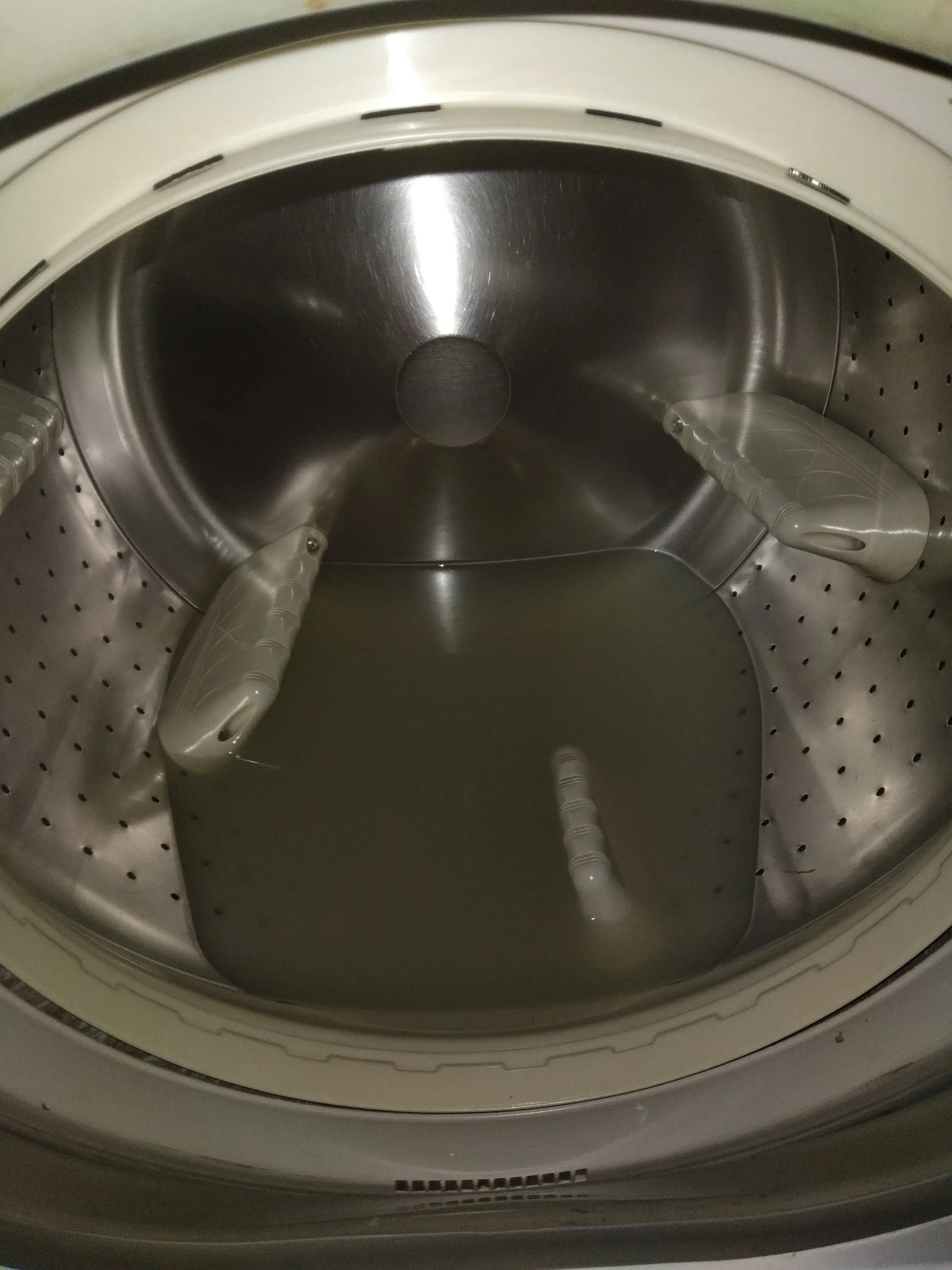 Sunshine Laundromat thumbnail 4