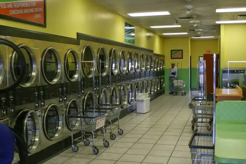 Sunshine Laundry Center - Image 7