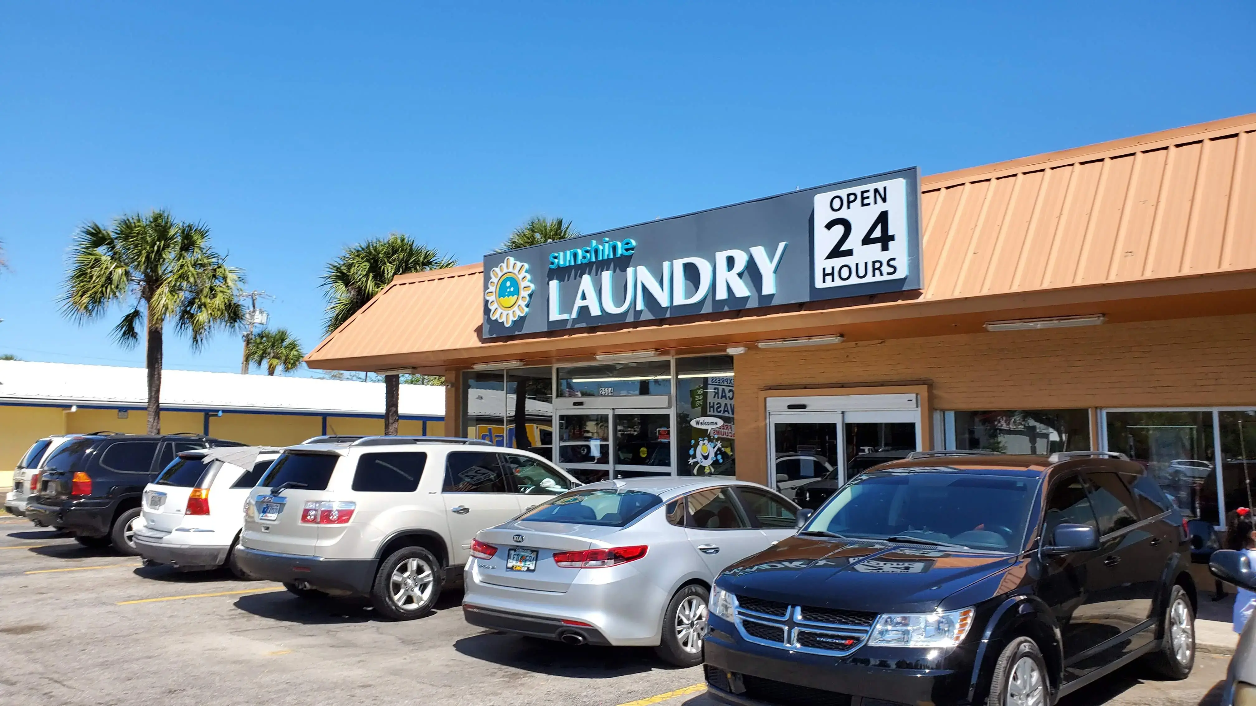 Sunshine Laundry Center thumbnail 3