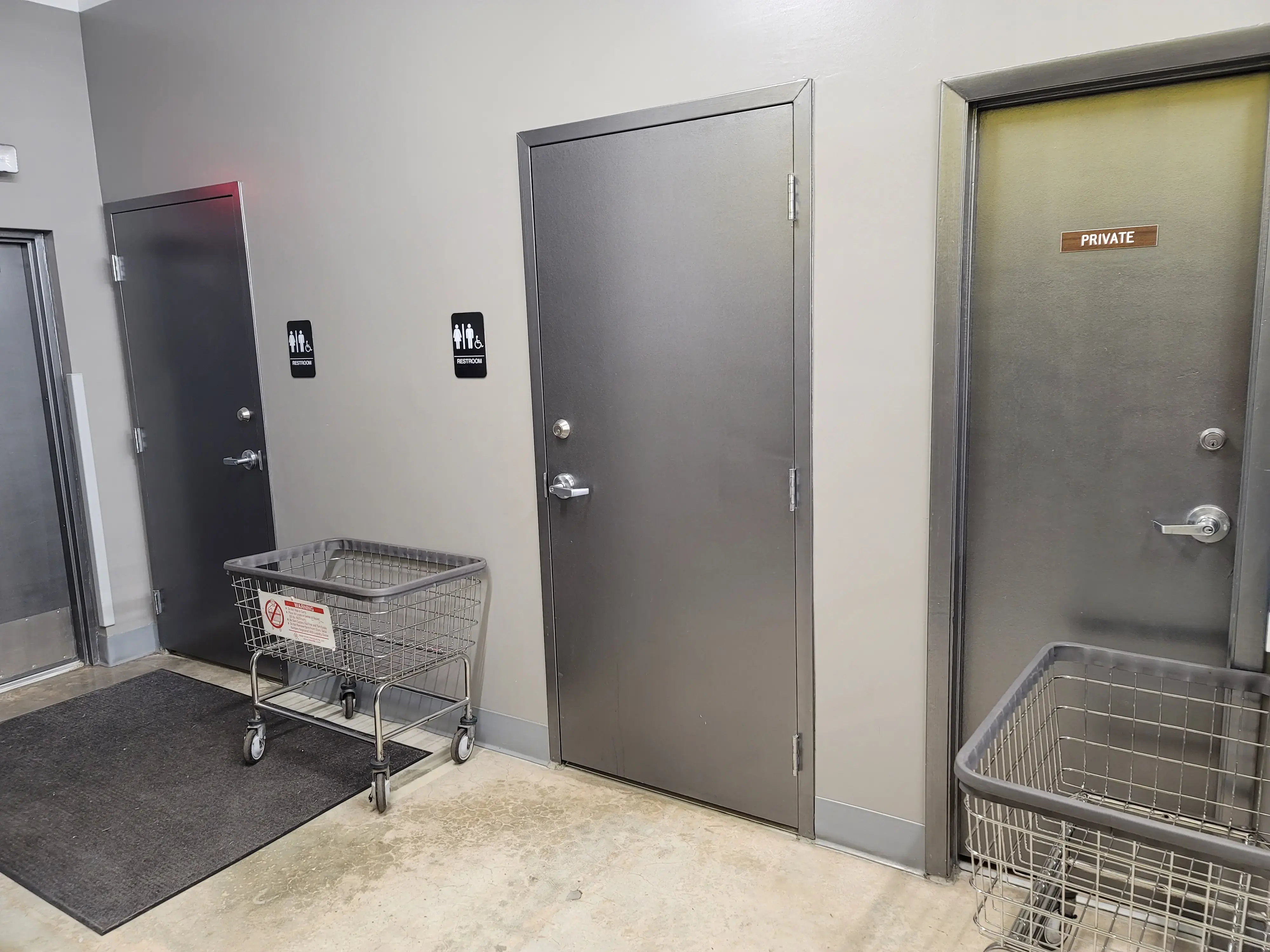 Sunshine Laundry Center - Image 18
