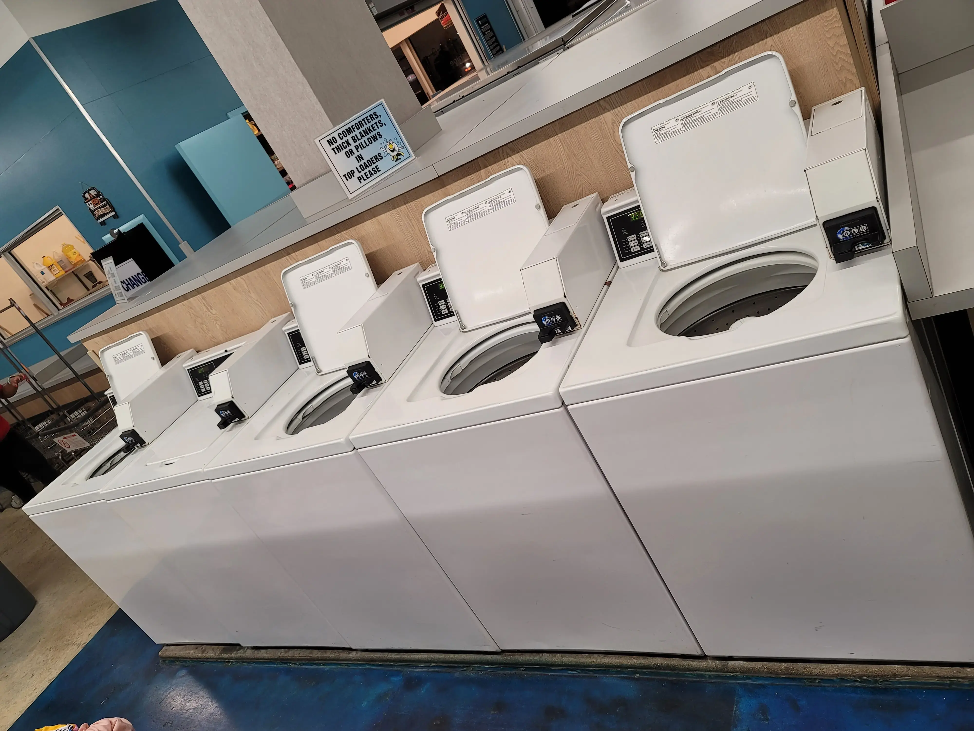 Sunshine Laundry Center - Image 14