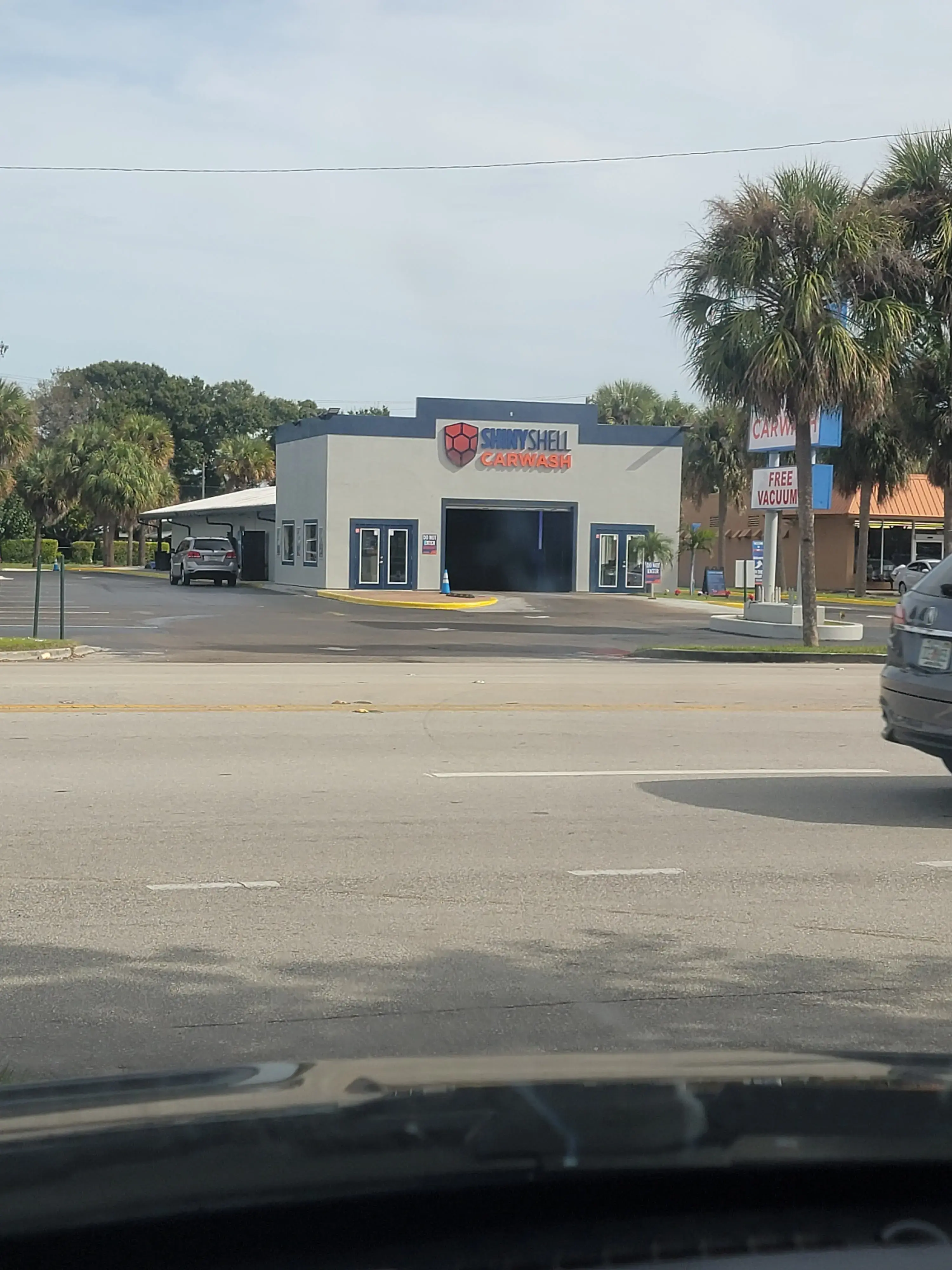 Sunshine Laundry Center - Image 8