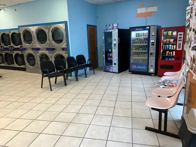 Sunshine Laundry Center thumbnail 2