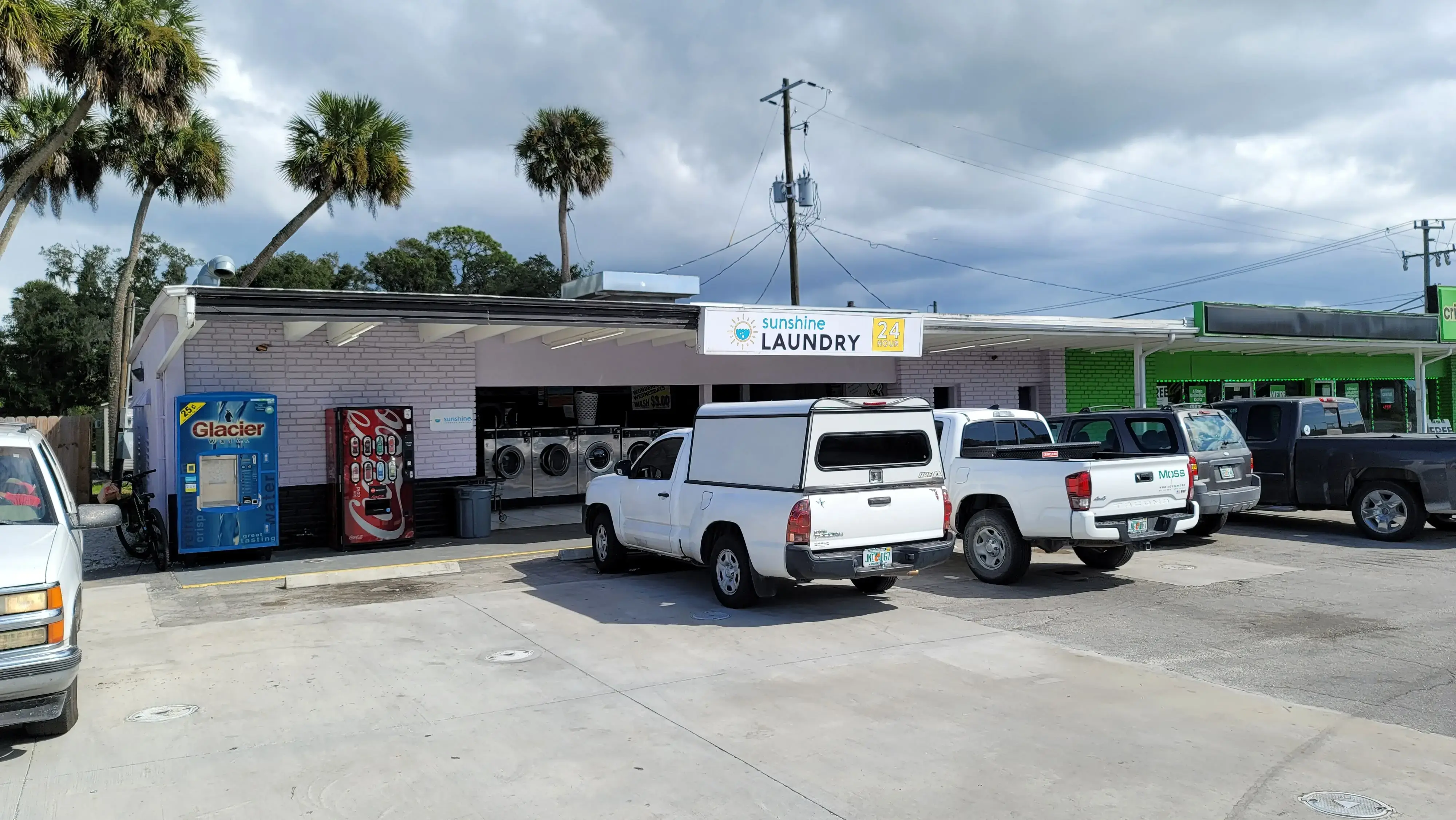 Sunshine Laundry Centers - Image 13