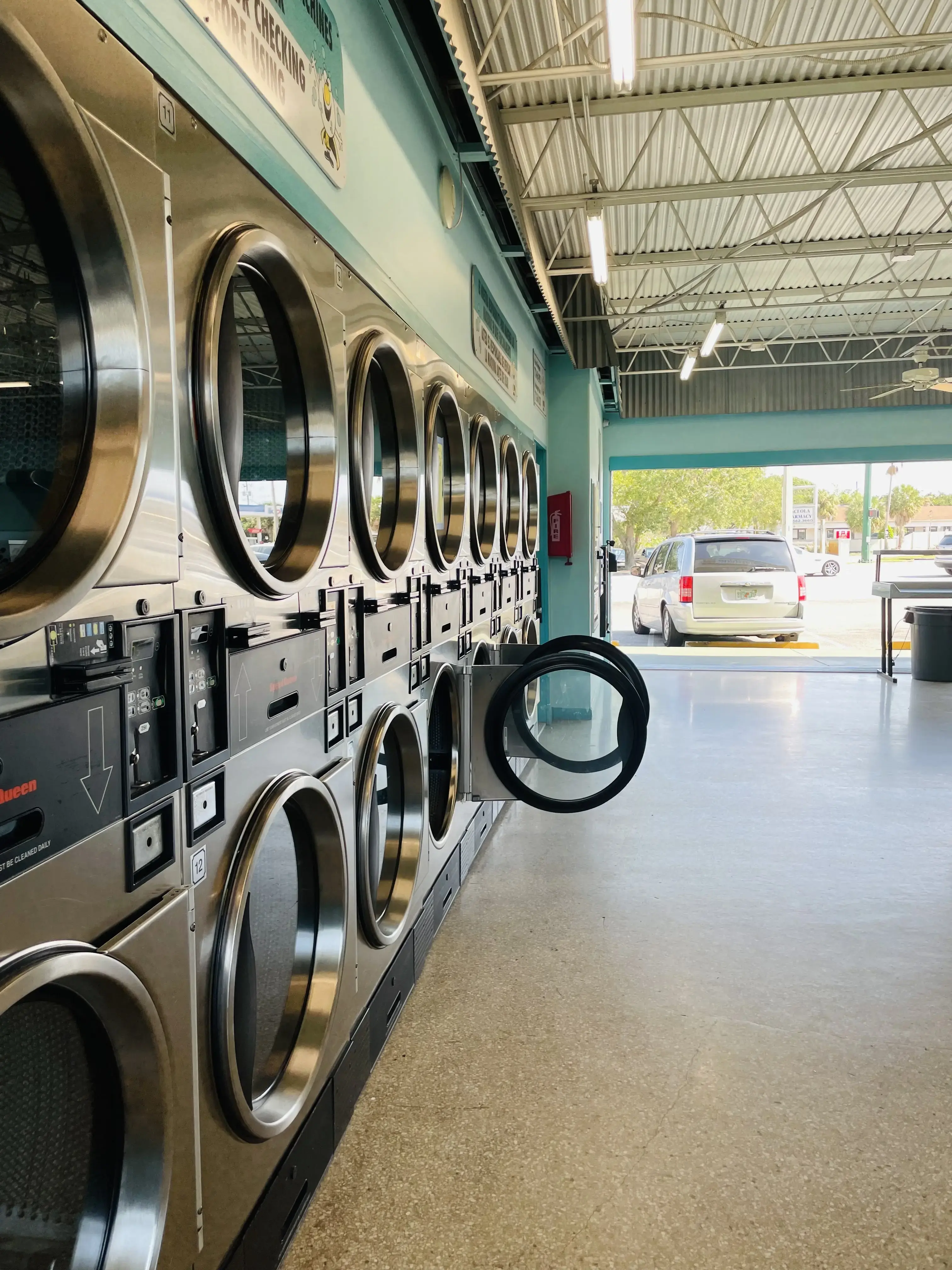 Sunshine Laundry Centers - Image 2