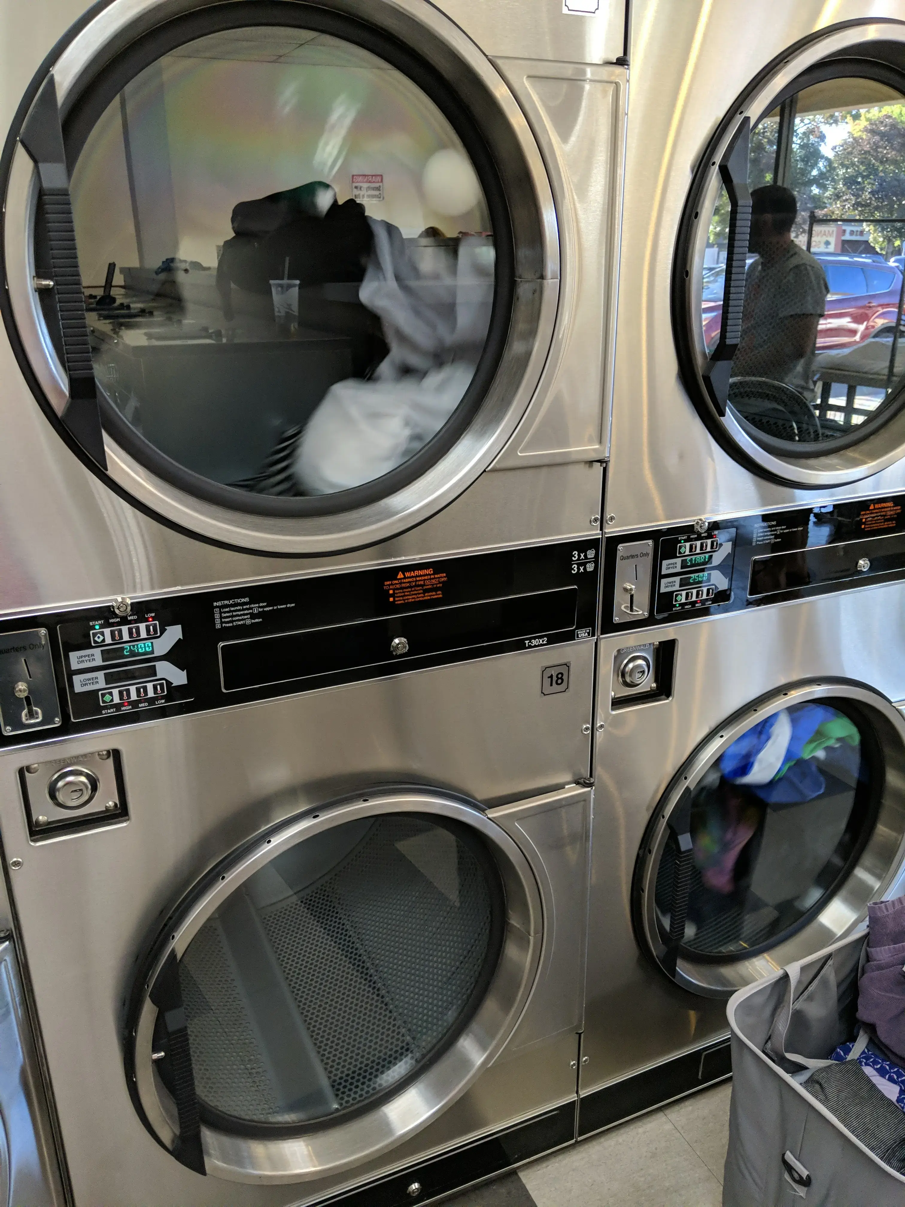 Sunshine Laundry thumbnail 12