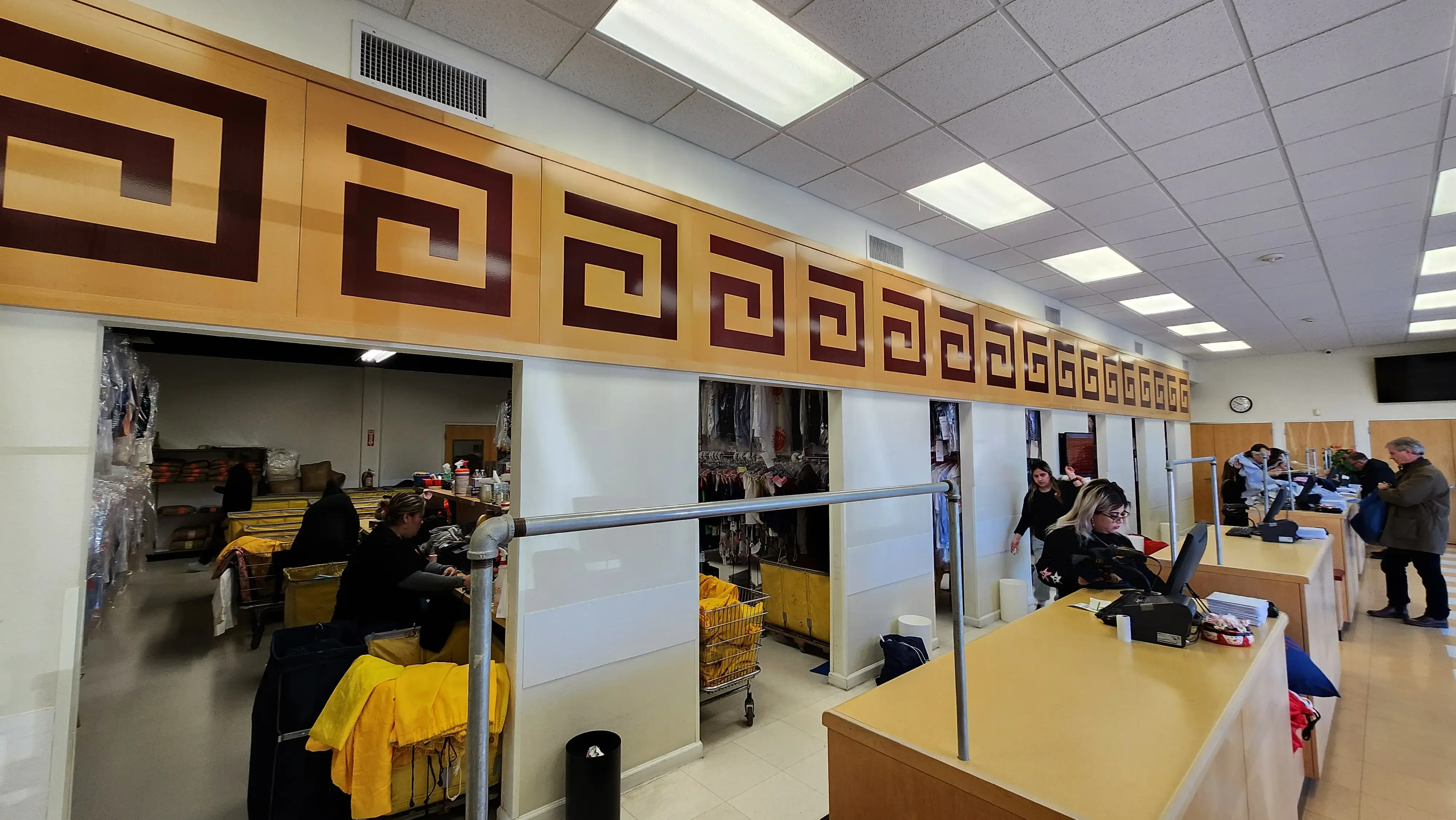 Sunshine Laundry & Dry Cleaner thumbnail 4