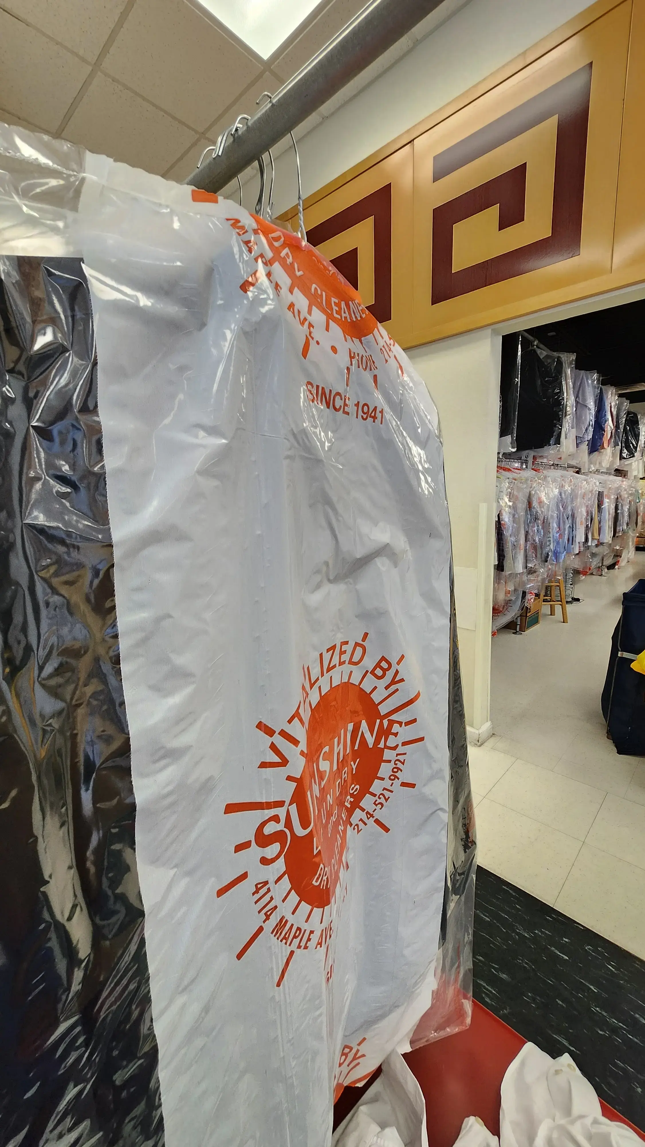 Sunshine Laundry & Dry Cleaner - Image 6