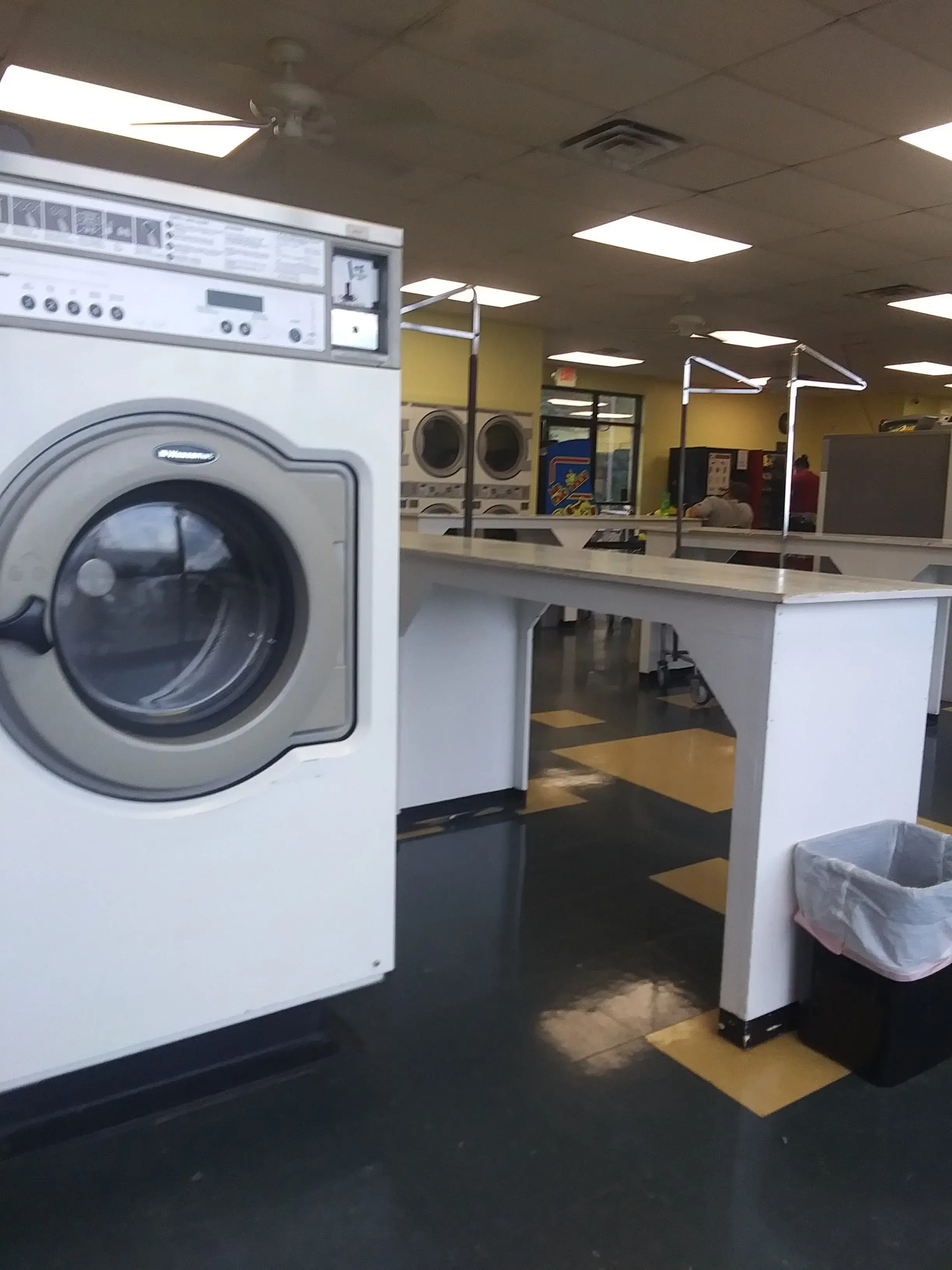 Sunshine Laundry thumbnail 19