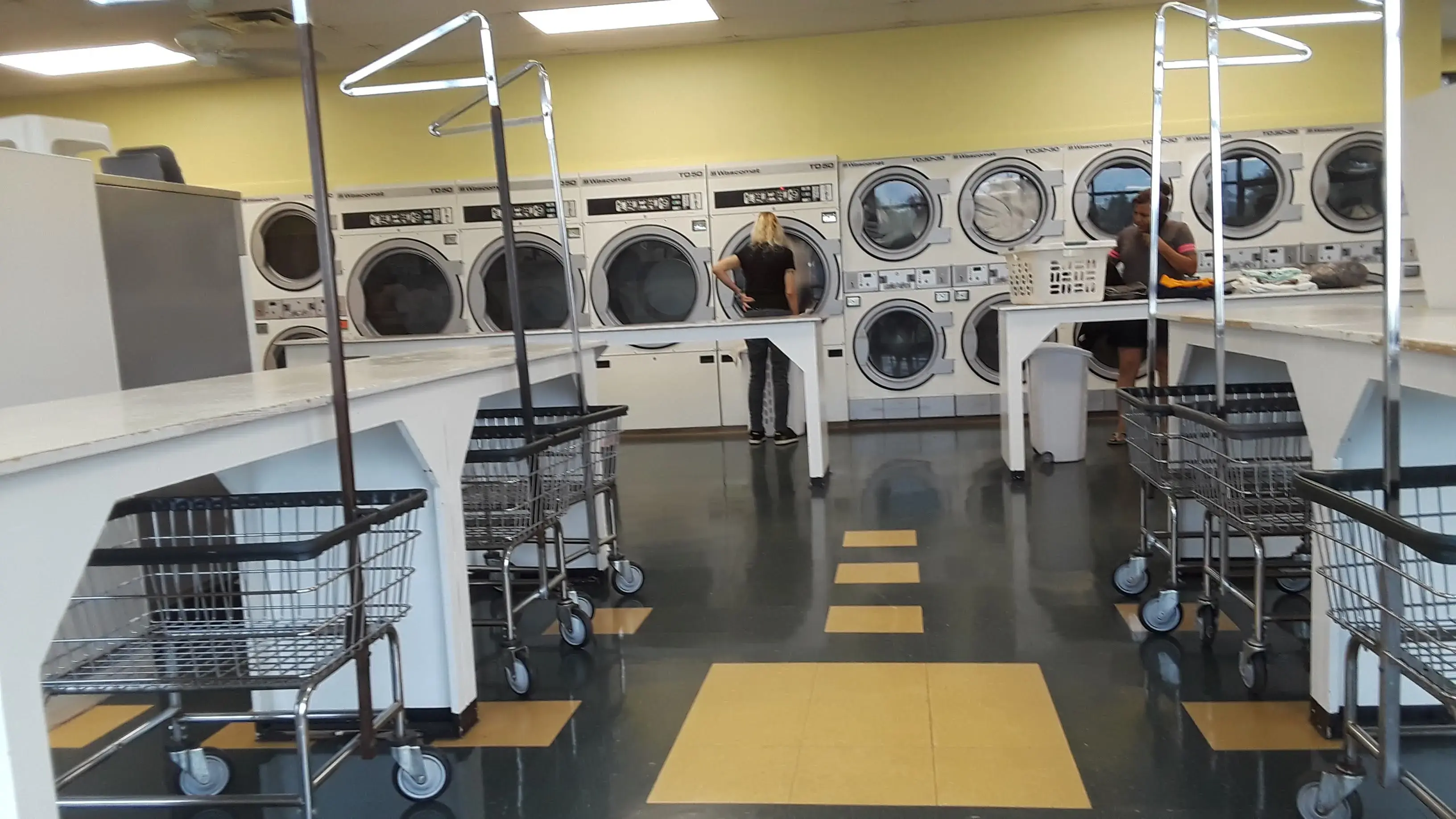 Sunshine Laundry - Image 12