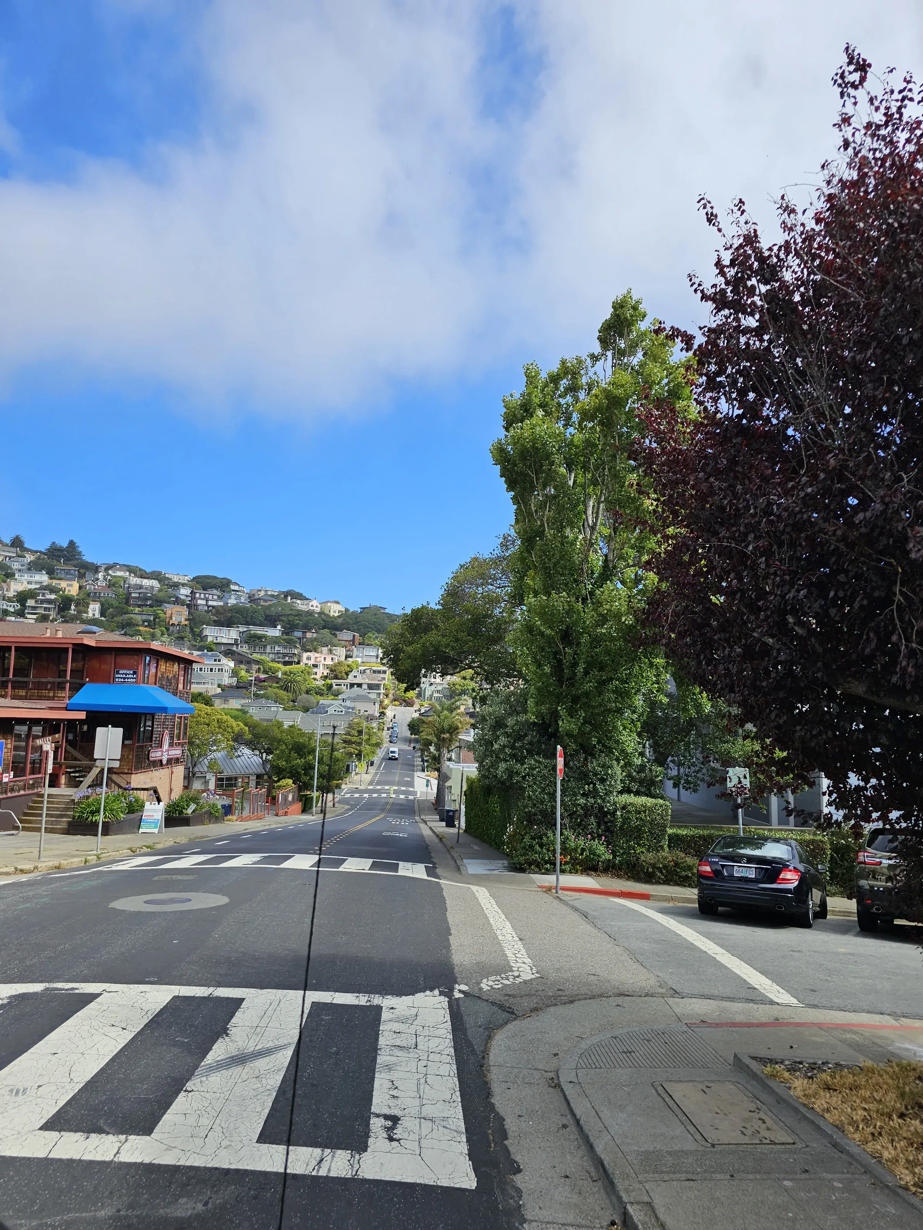 Sunshine Laundry Sausalito - Image 16