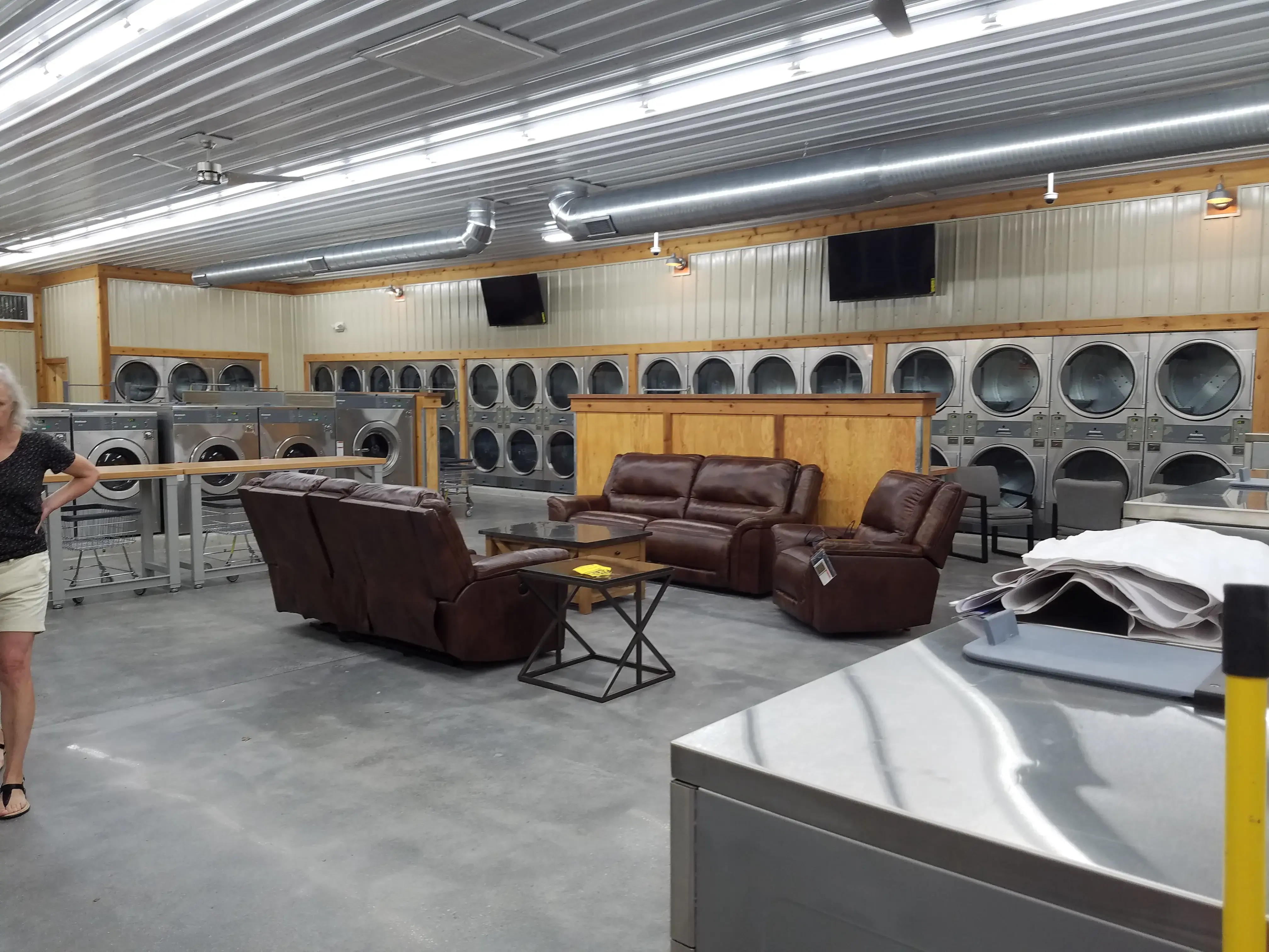 Sunshine Laundry thumbnail 2
