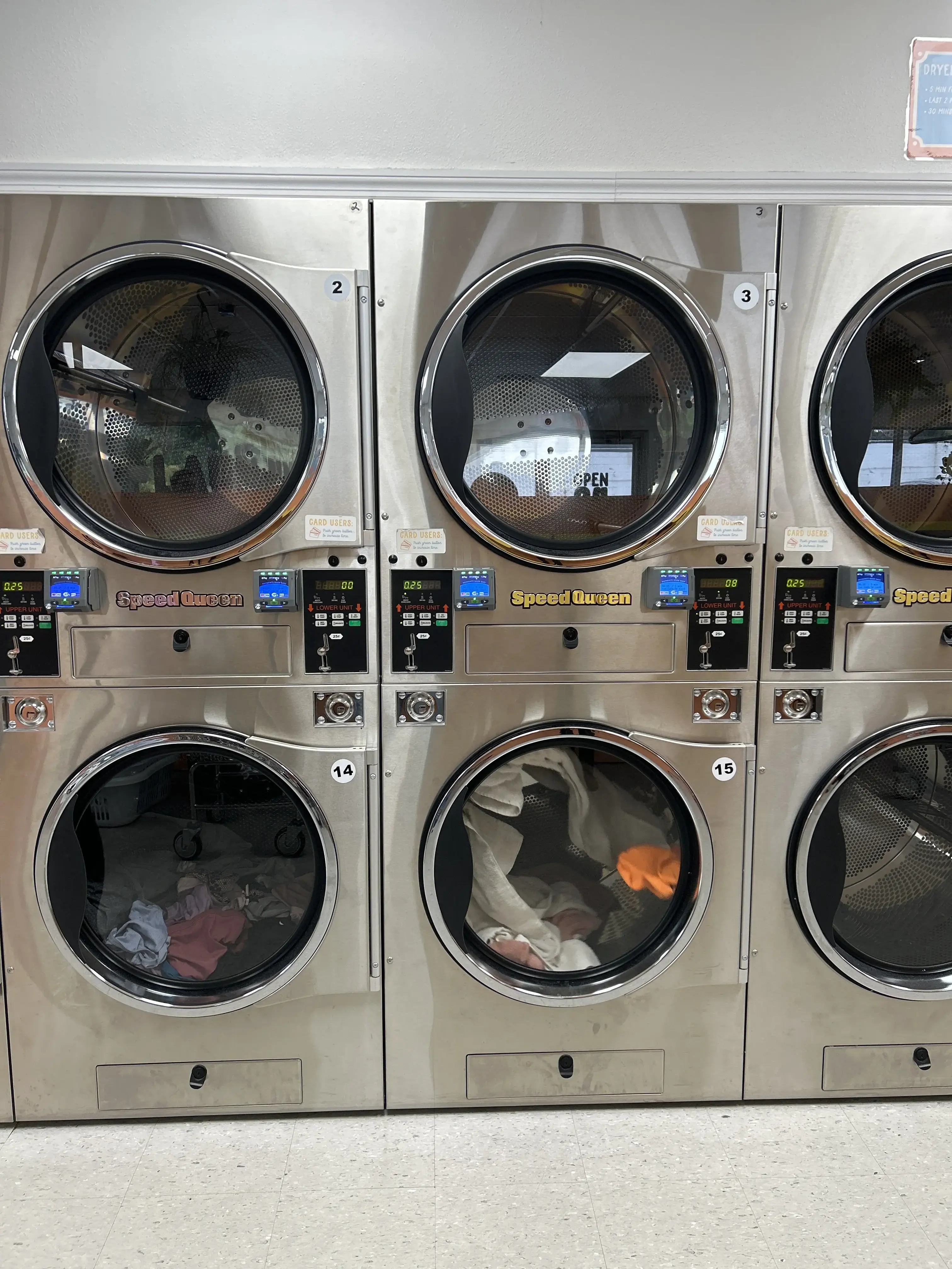 Sunshine Suds Laundromat thumbnail 20