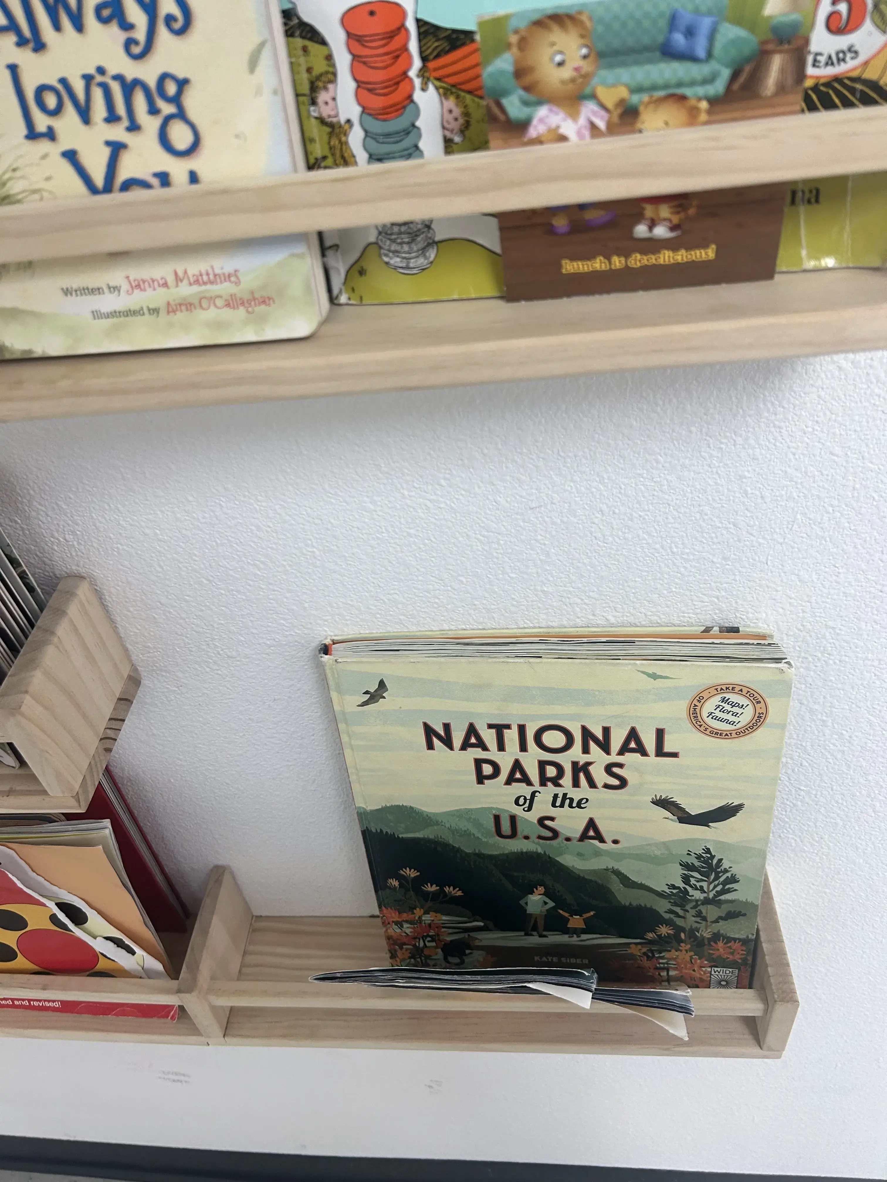 Sunshine Suds Laundromat - Image 4