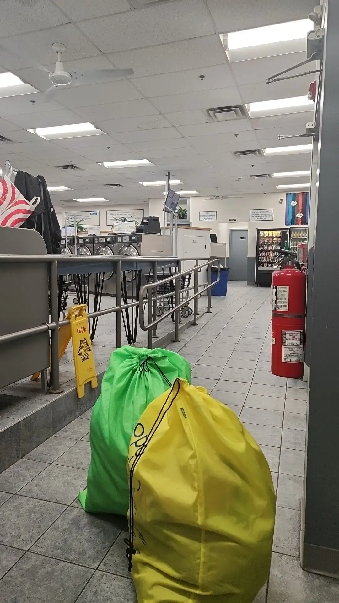 Supawash Laundry Center thumbnail 16