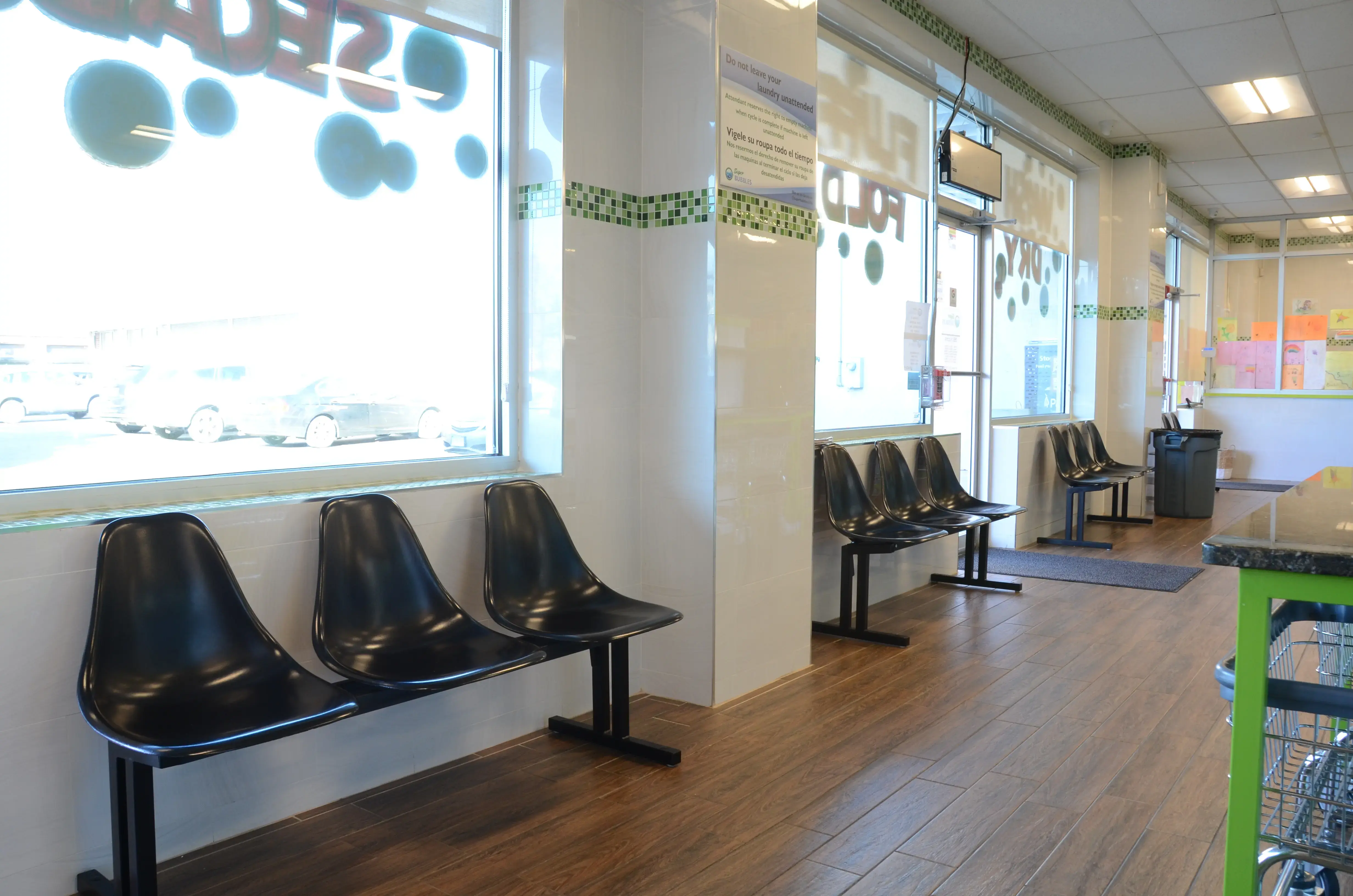 Super Bubbles Laundromat thumbnail 5
