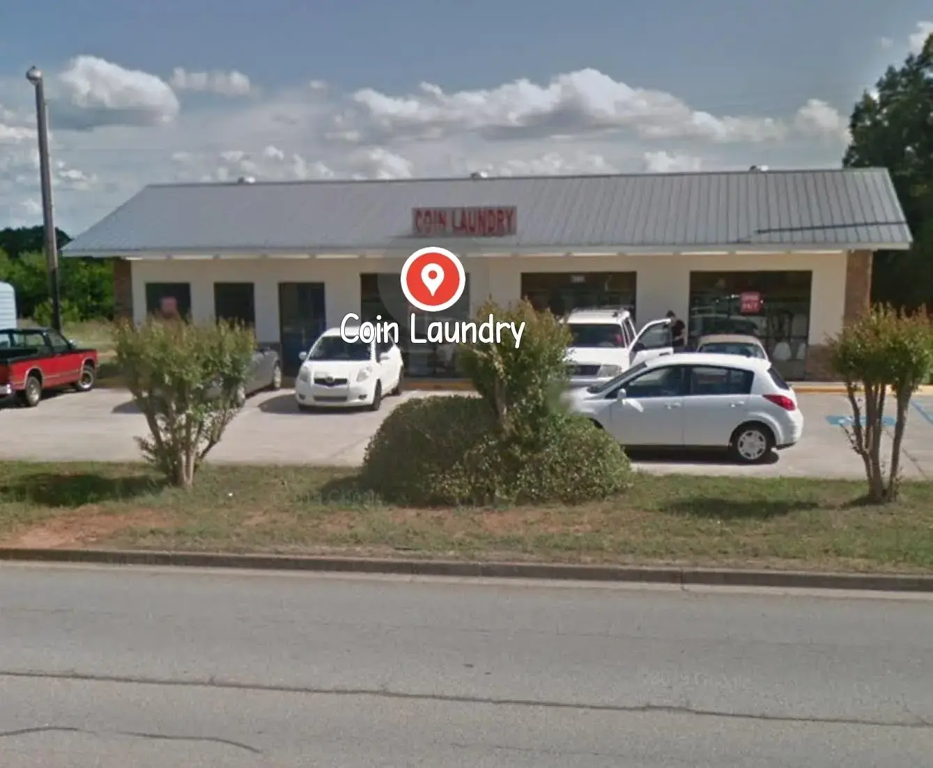 Super clean coin laundry - Image 18