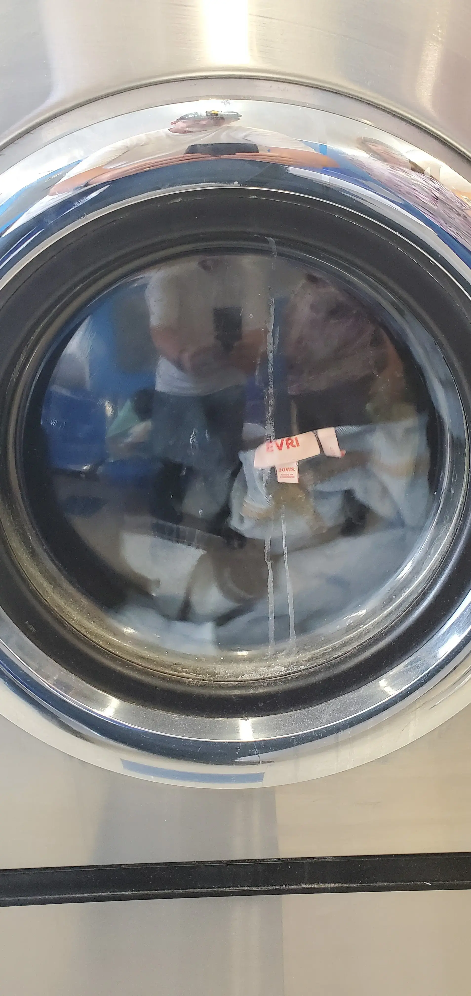 Super clean coin laundry - Image 9
