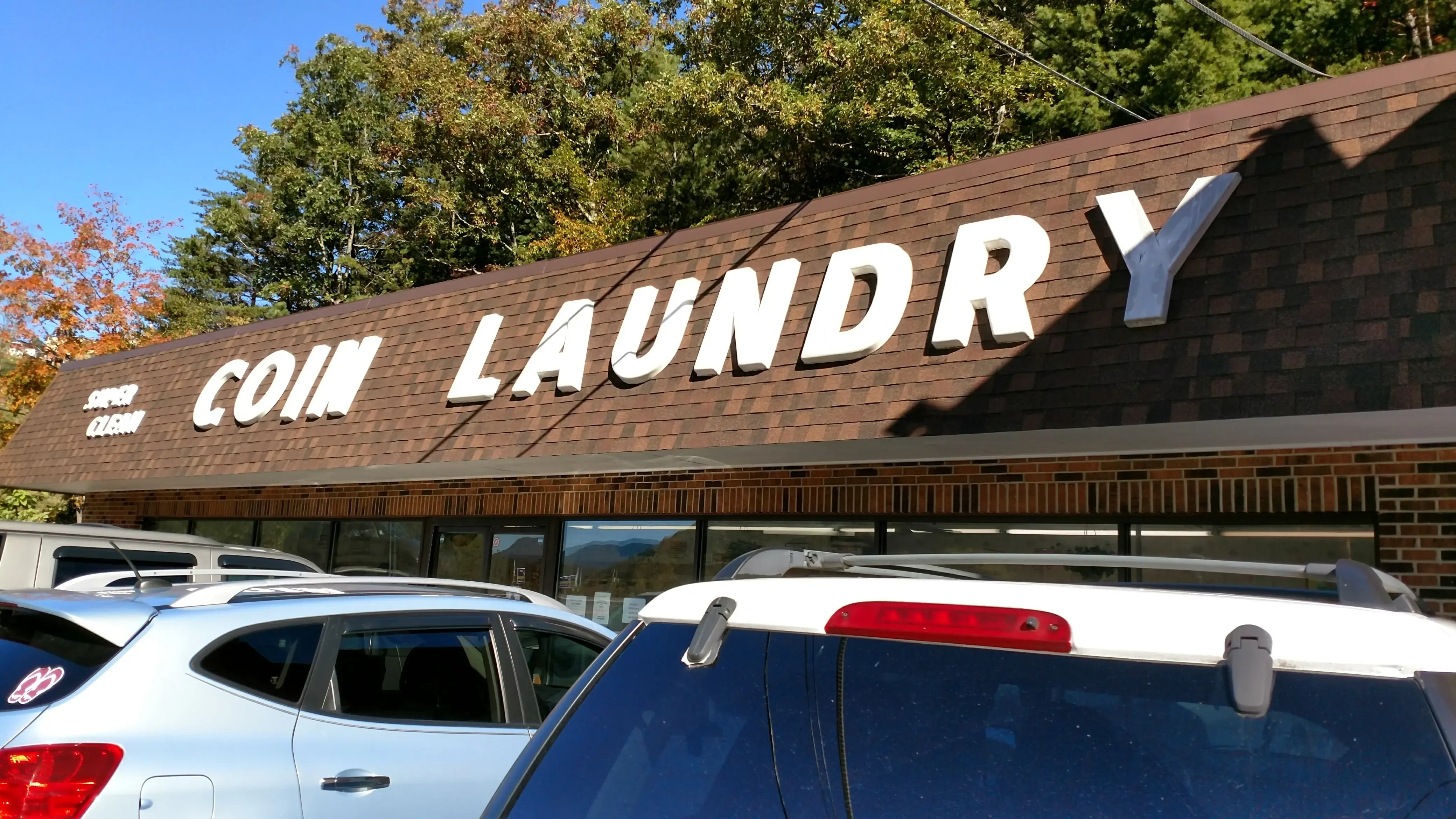 Super Clean Coin Laundry thumbnail 11