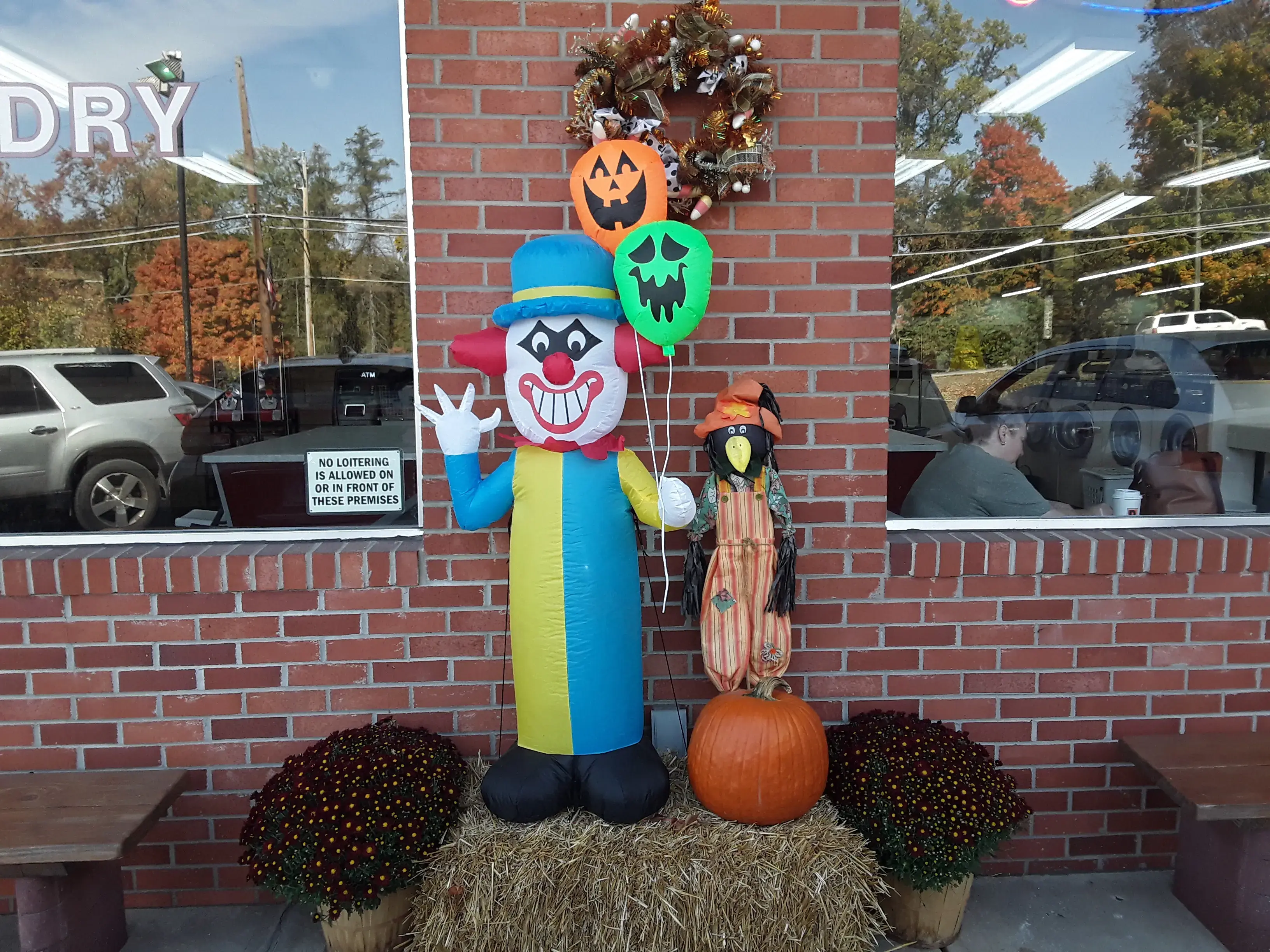 Super Clean Coin-Op Laundry thumbnail 8