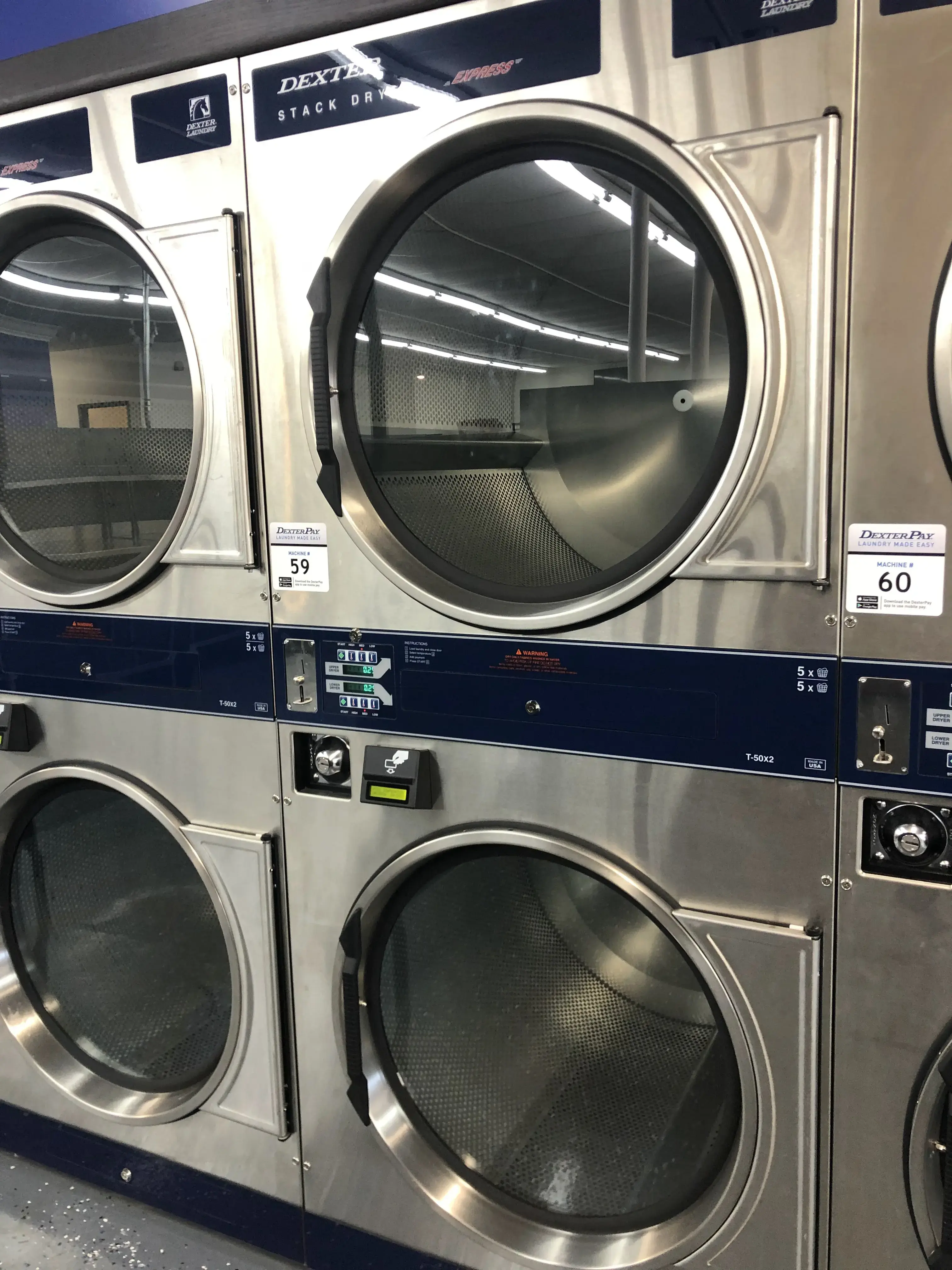 Super Clean Laundromat - Image 19