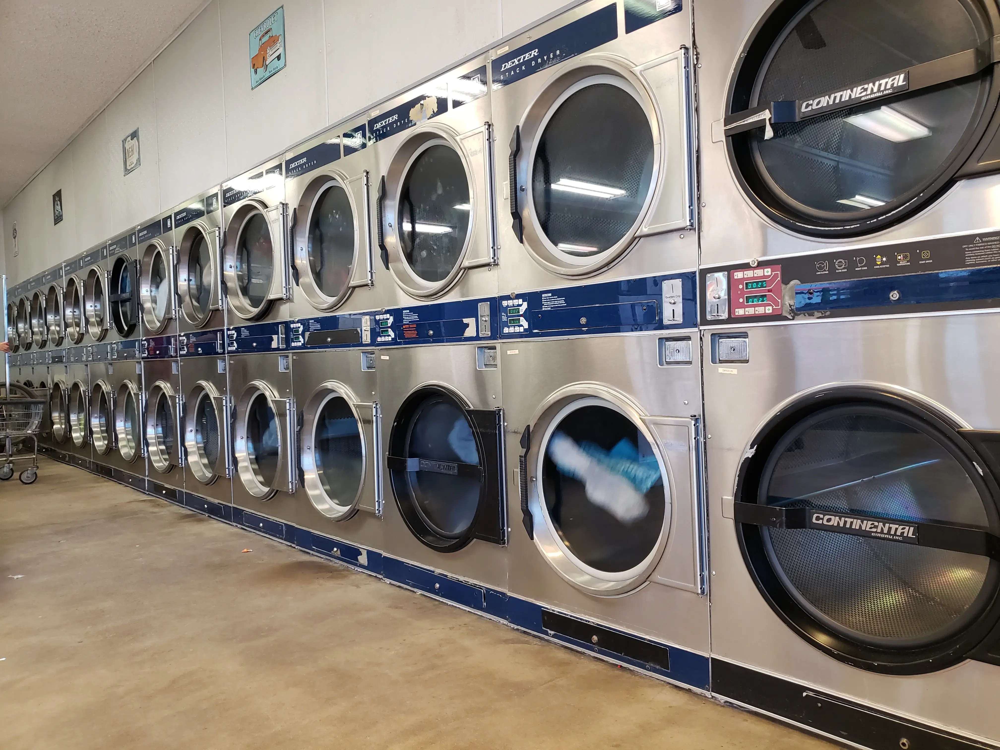 Super Clean Laundromat and Car Wash prices thumbnail 19
