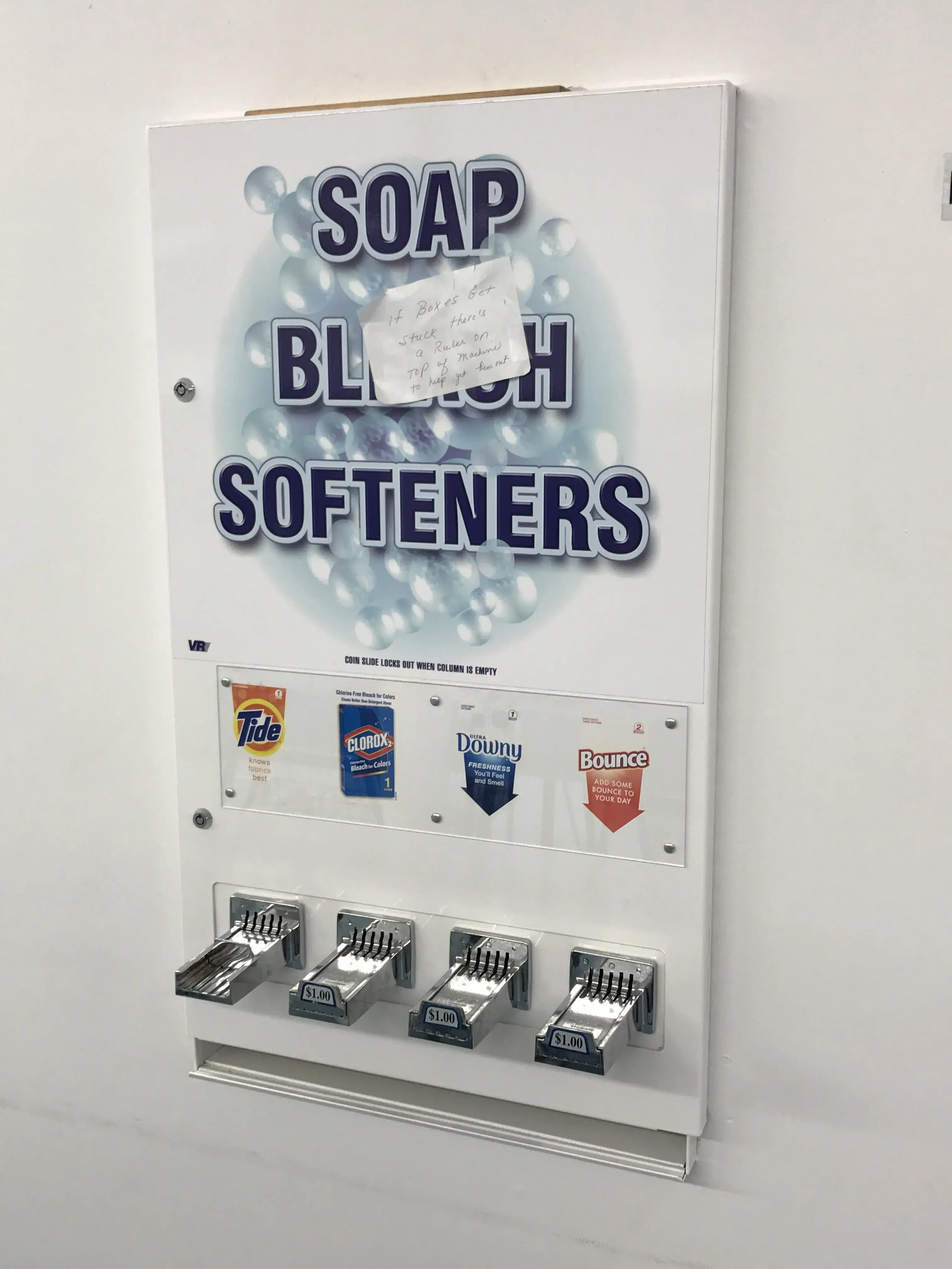 Super Clean Laundromat - Image 10