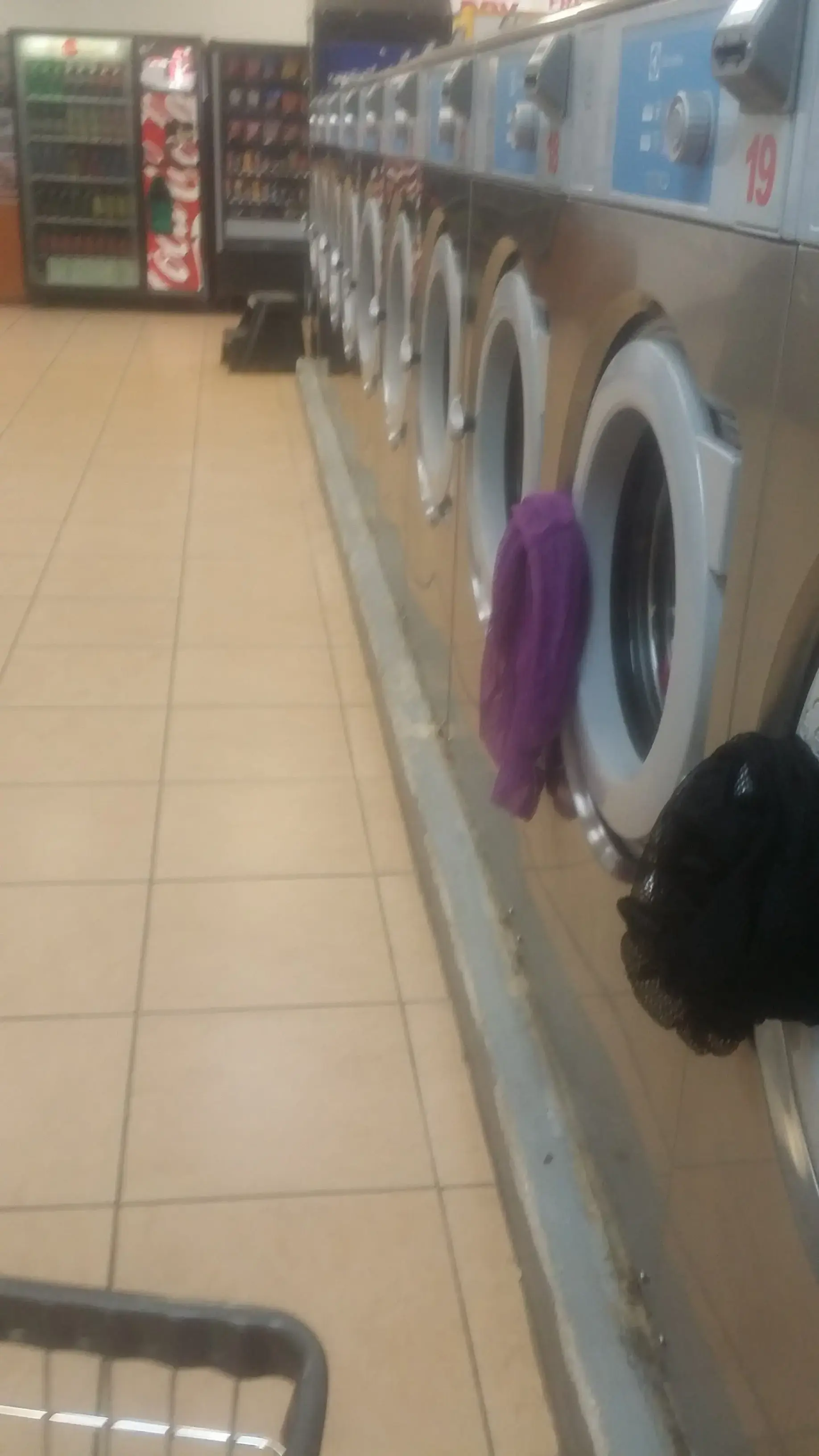 Super Clean Laundromat Plus thumbnail 19