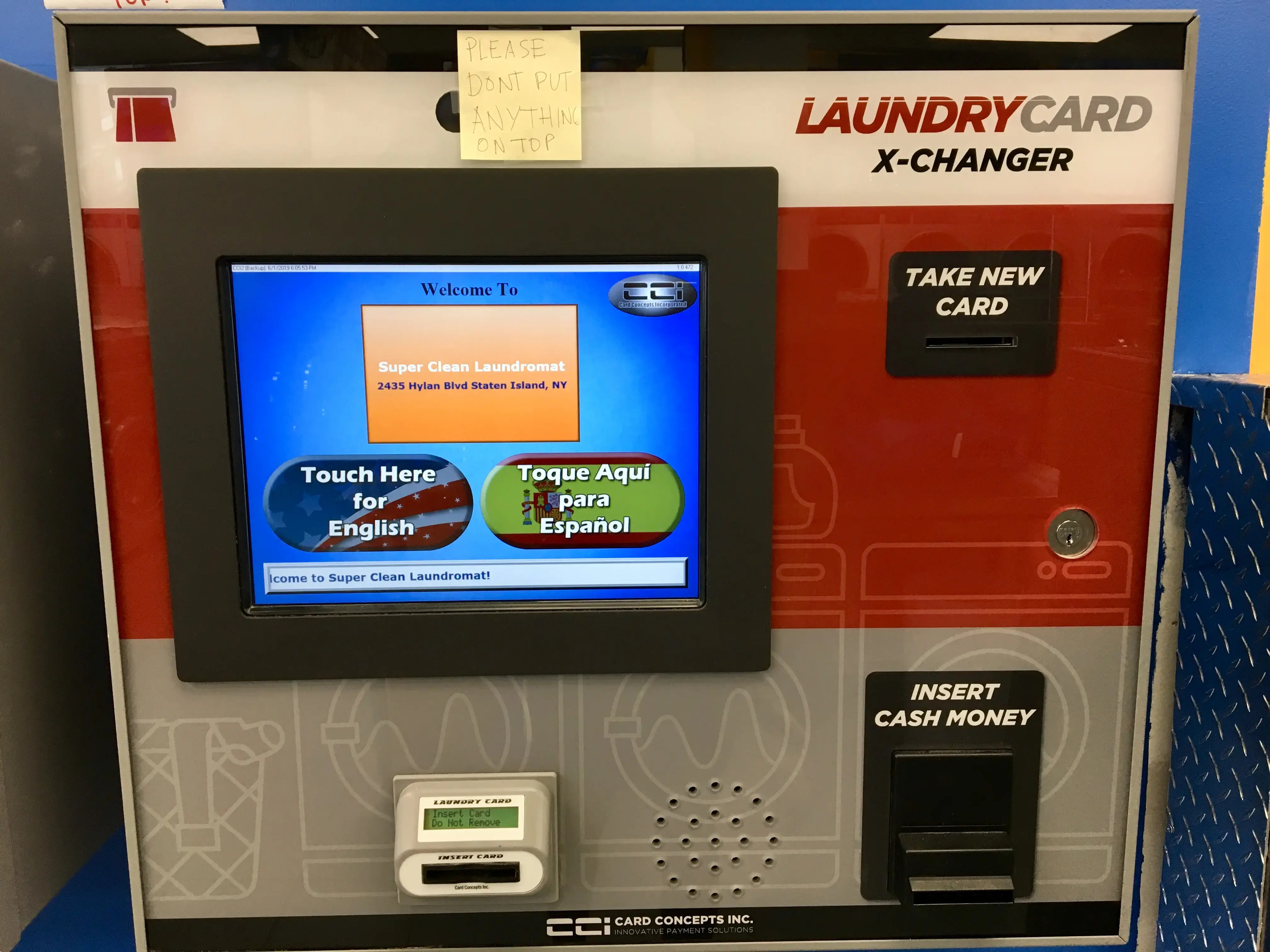 SUPER CLEAN Laundromat - Image 8